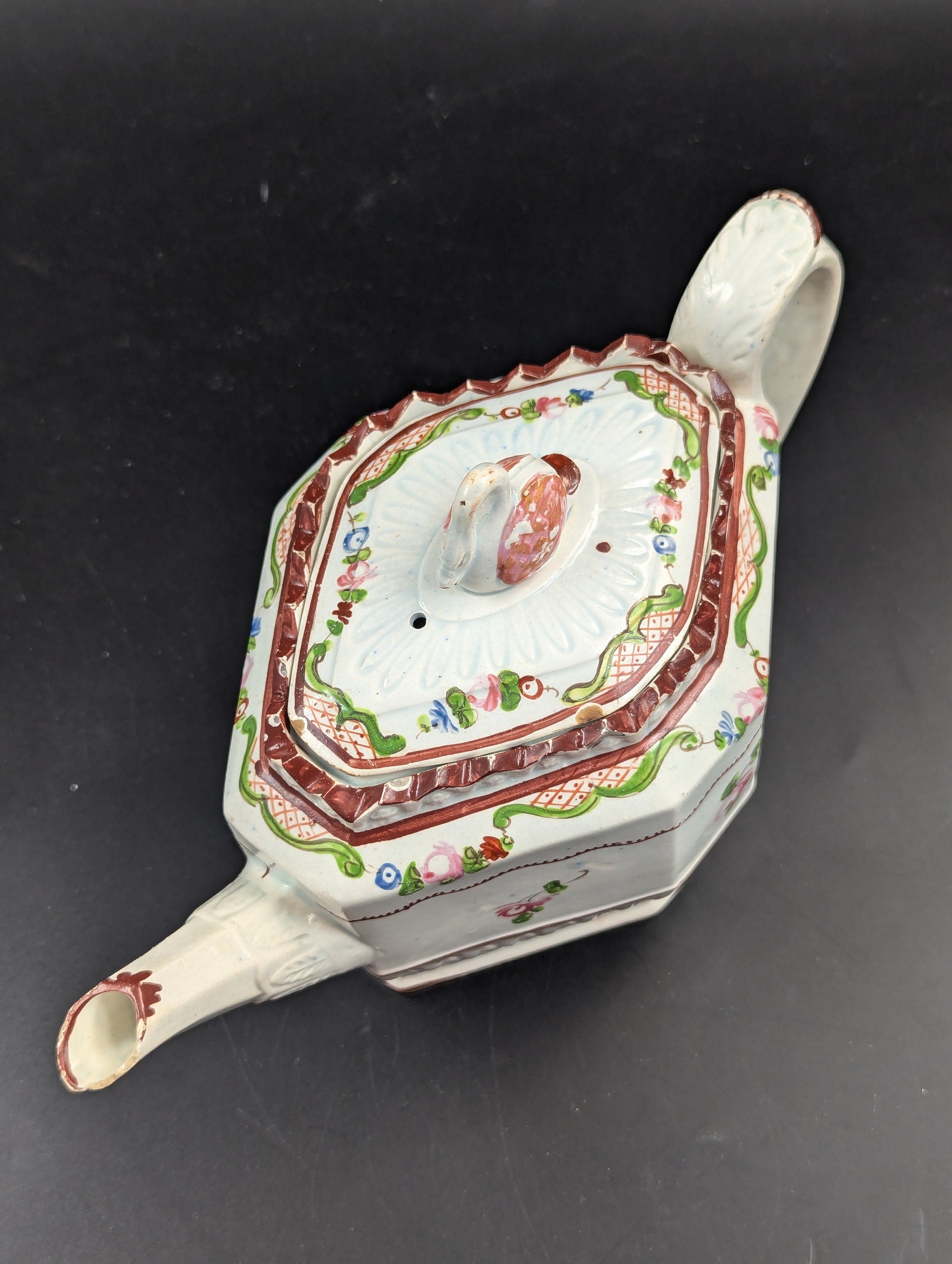 Antique octagonal Teapot by Thomas Harley, Staffordshire, c. 1805.Rare