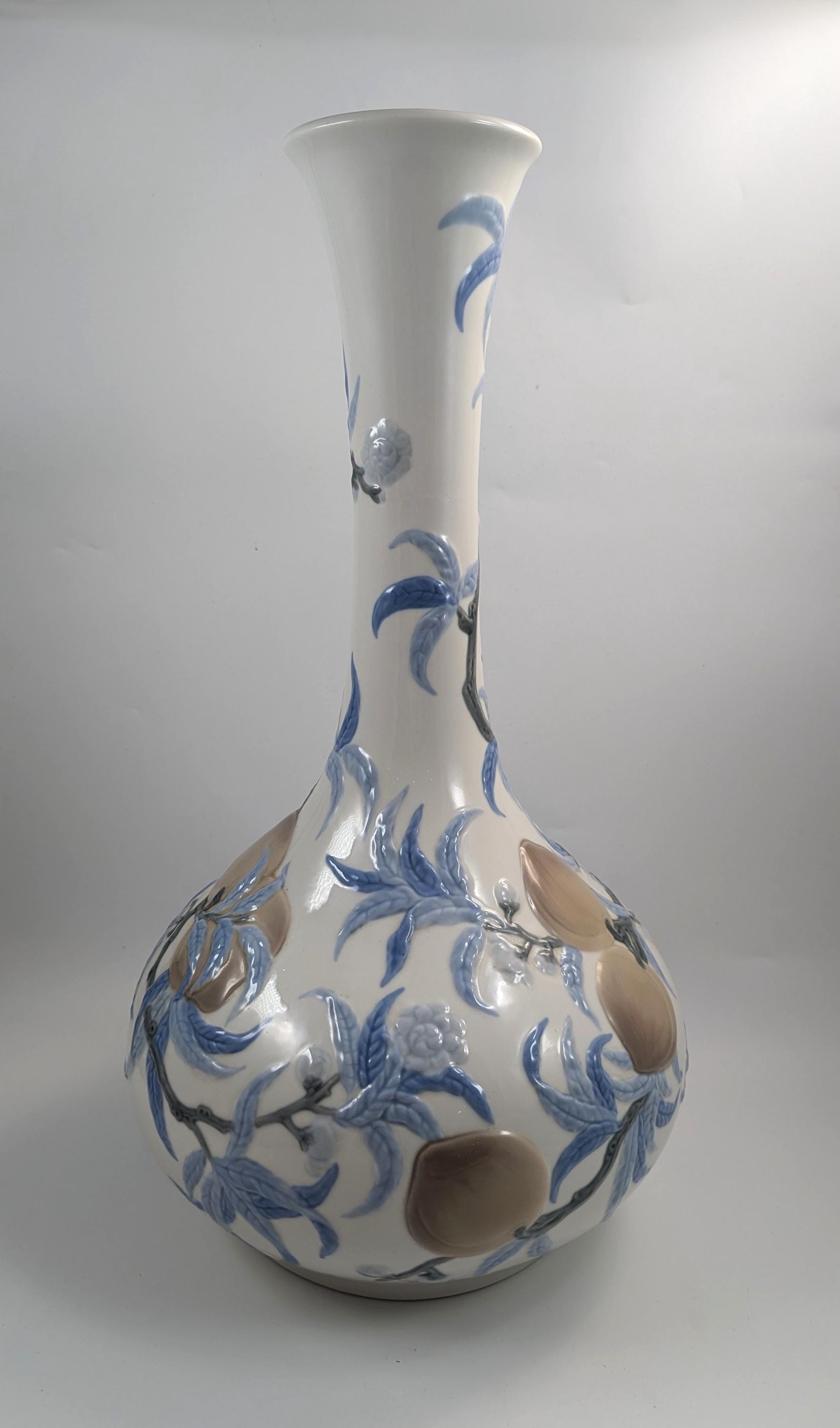 Very Rare, Very Large Lladro Flower Vase