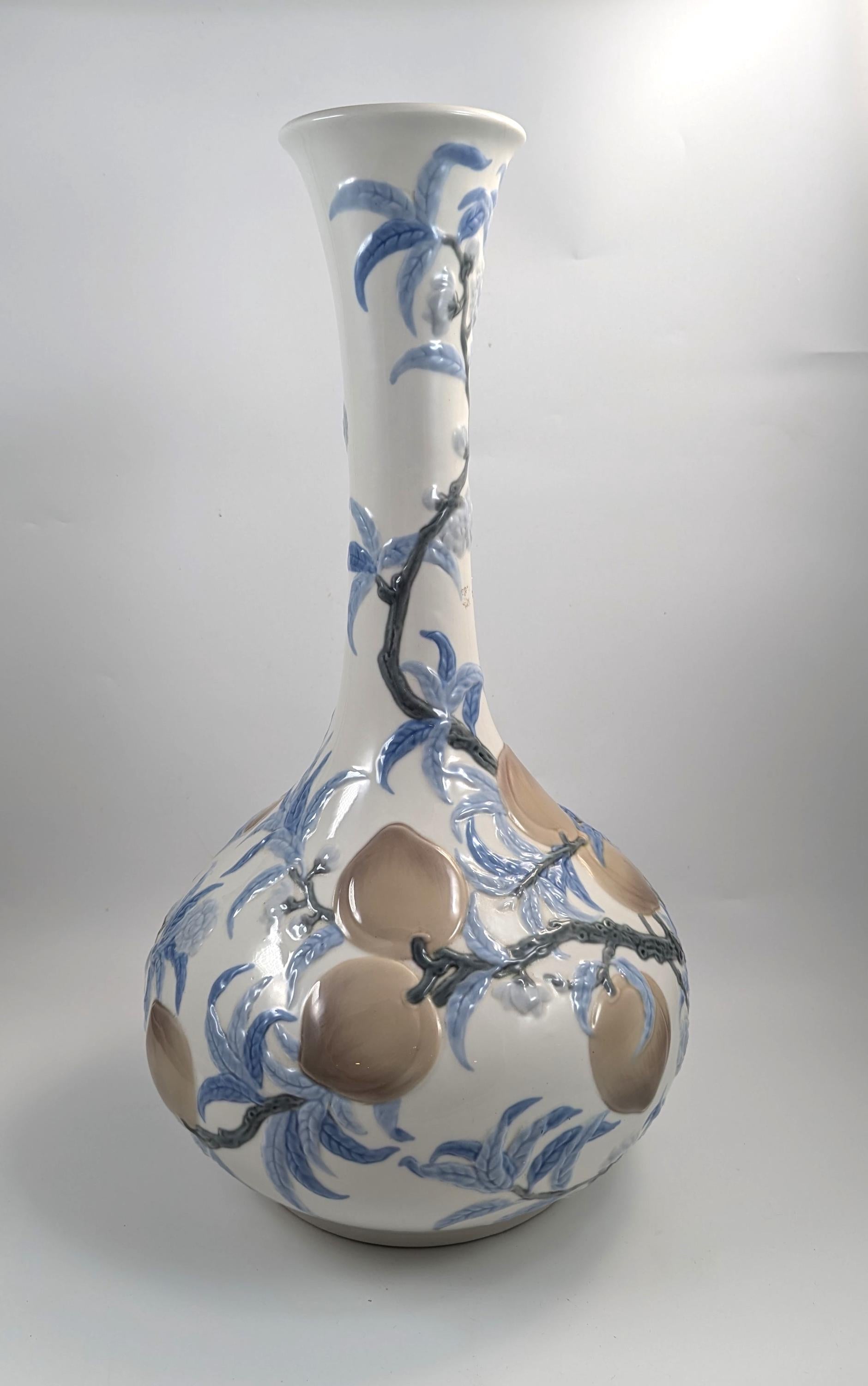 Very Rare, Very Large Lladro Flower Vase