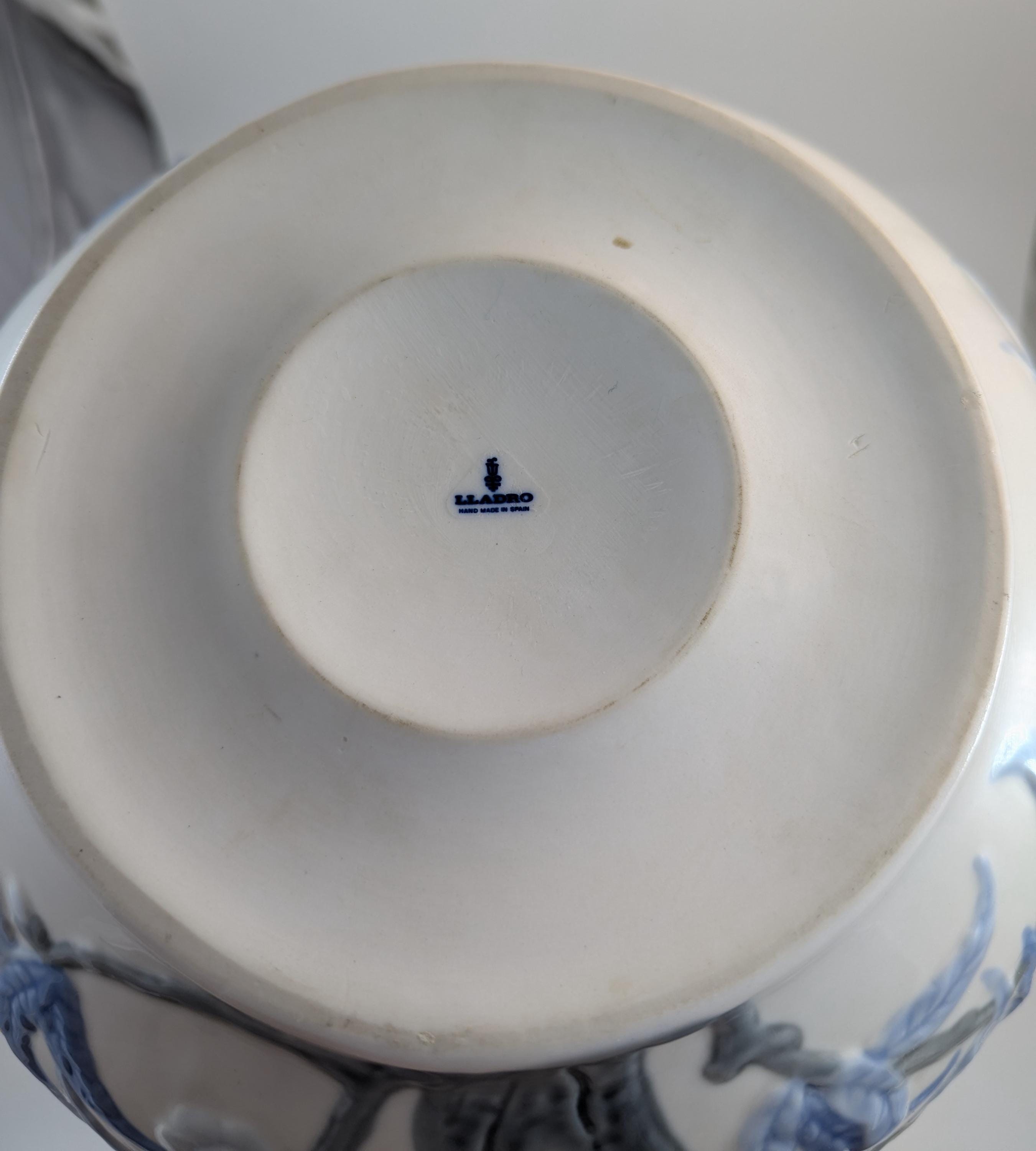 Very Rare, Very Large Lladro Flower Vase