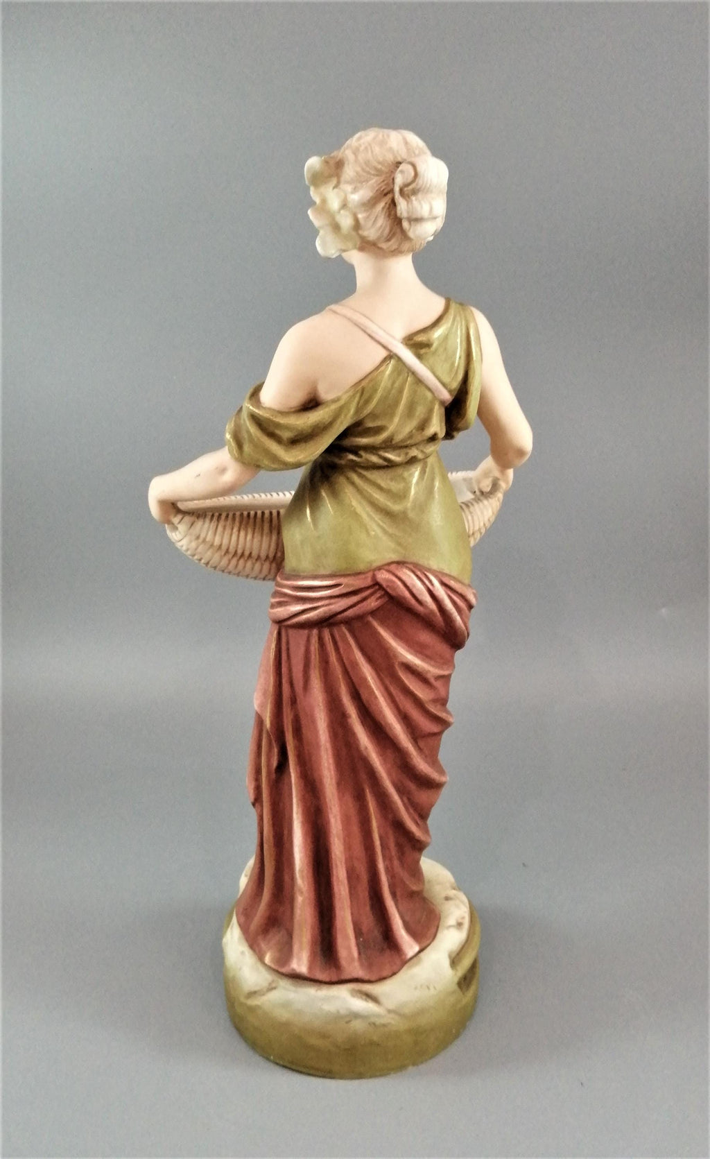 Antique Royal Dux Porcelain Art Nouveau Figurine of a Young Woman, c. 1912