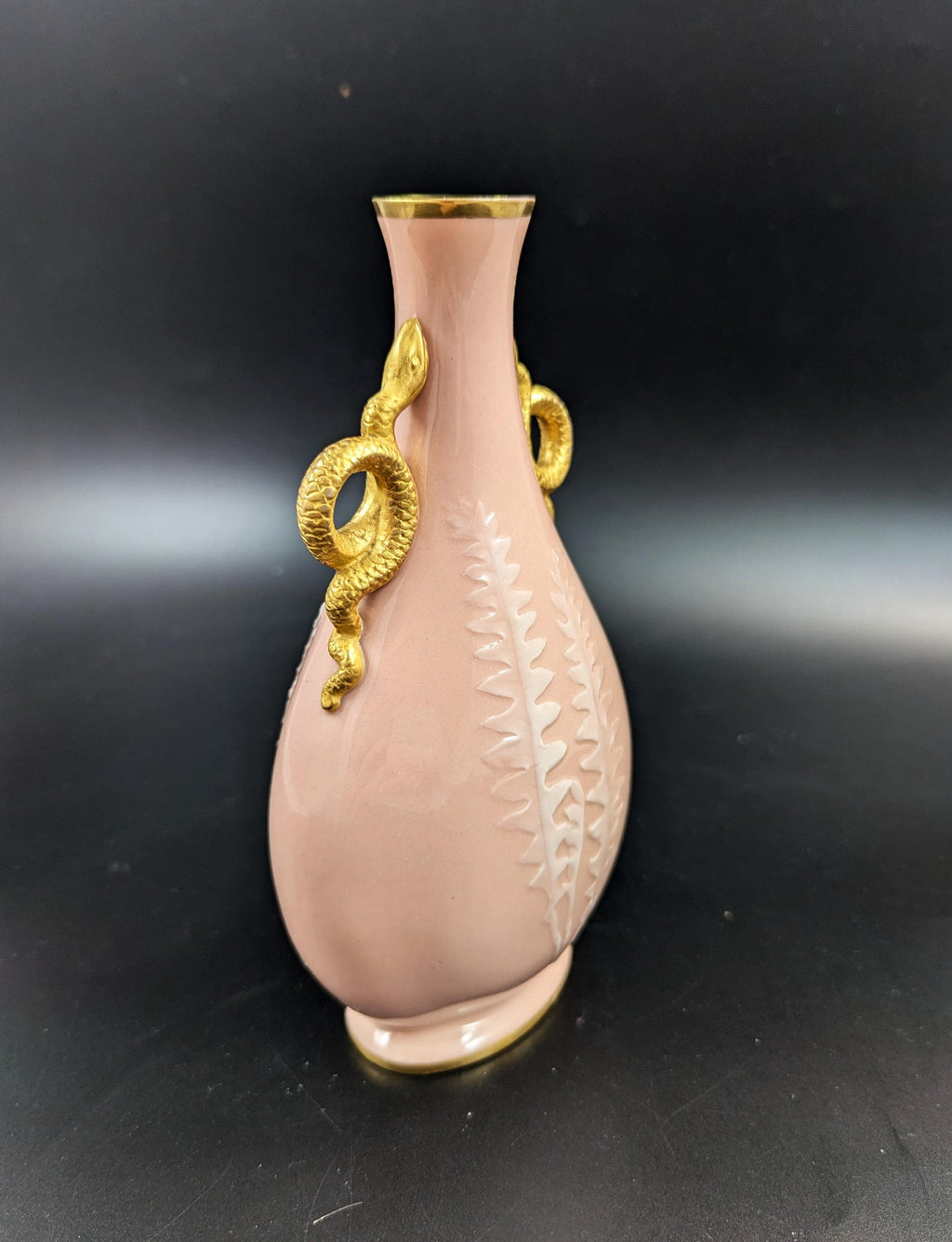 A Grainger's Worcester Pâte-sur-Pâte Vase, Kate Locke, circa 1891