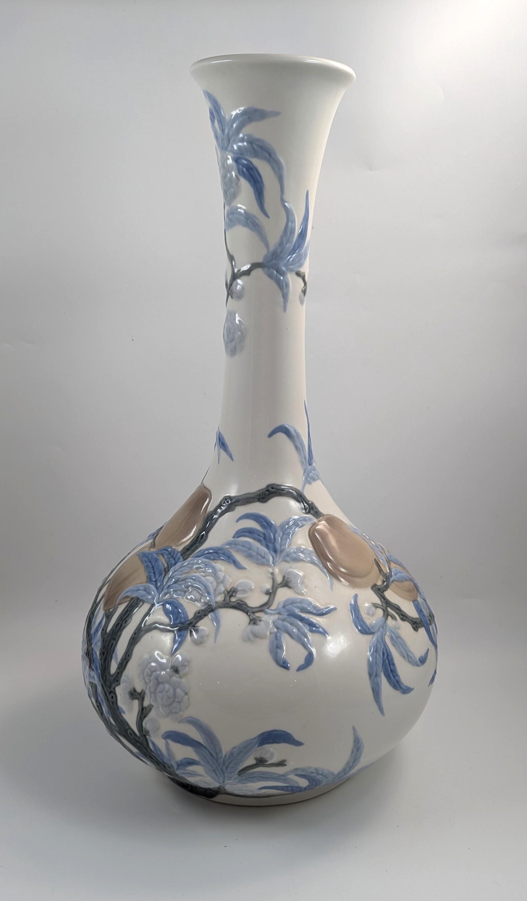 Very Rare, Very Large Lladro Flower Vase