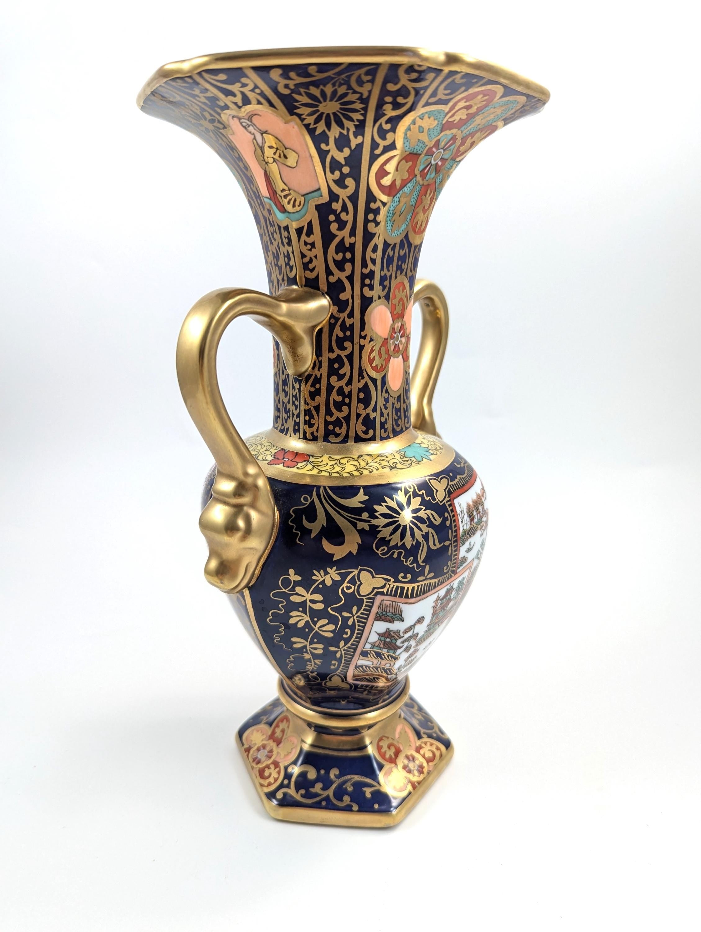 An ironstone vase in the Mason style, c. 19th century.