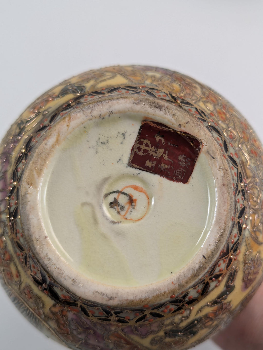 Antique Handpainted Bud Vases, Satsuma, signed by Gyokushū, Meiji period (1868-1912).