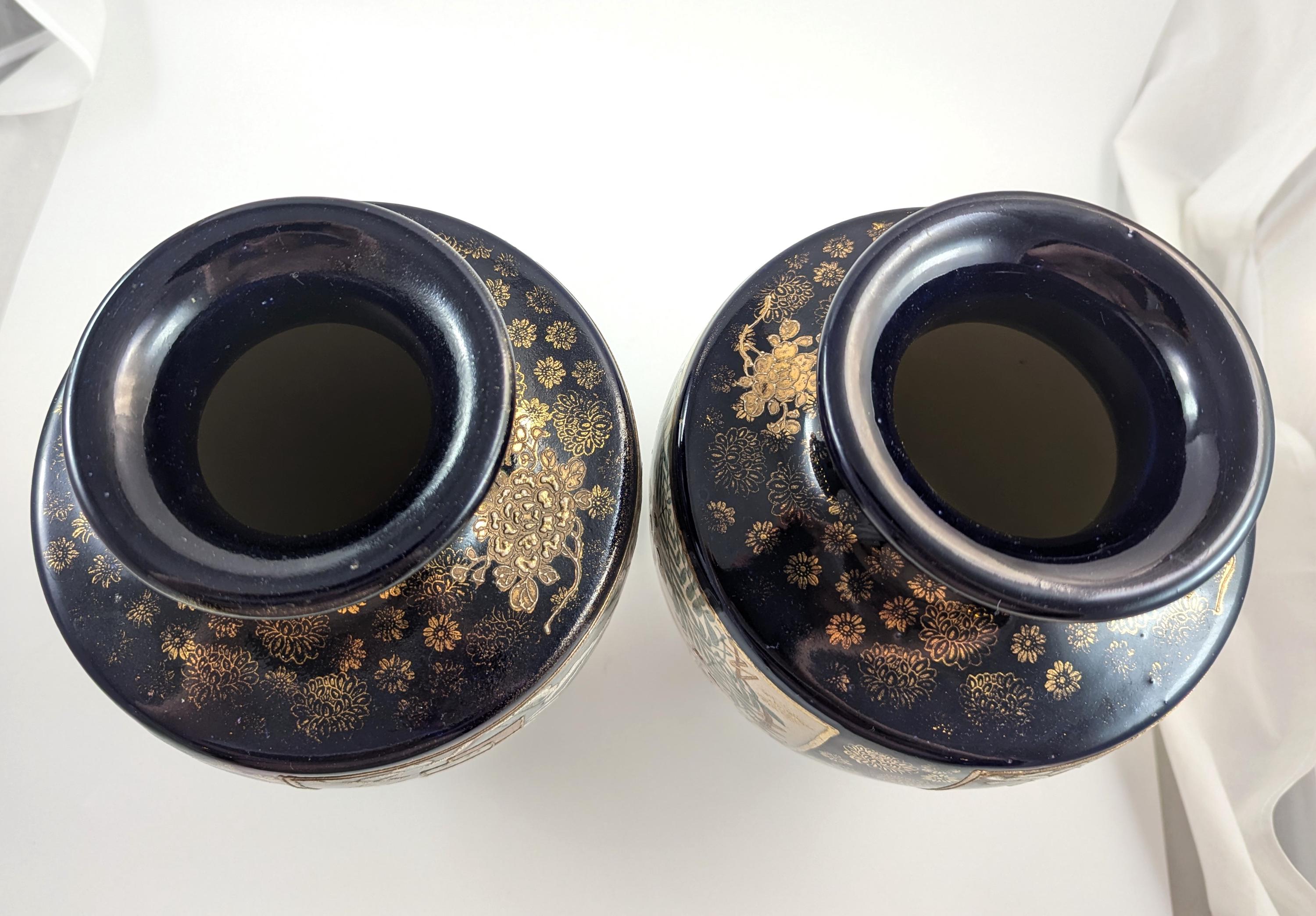 Antique Hand-Painted Pair of Satsuma Vases, Japan, Meiji Period