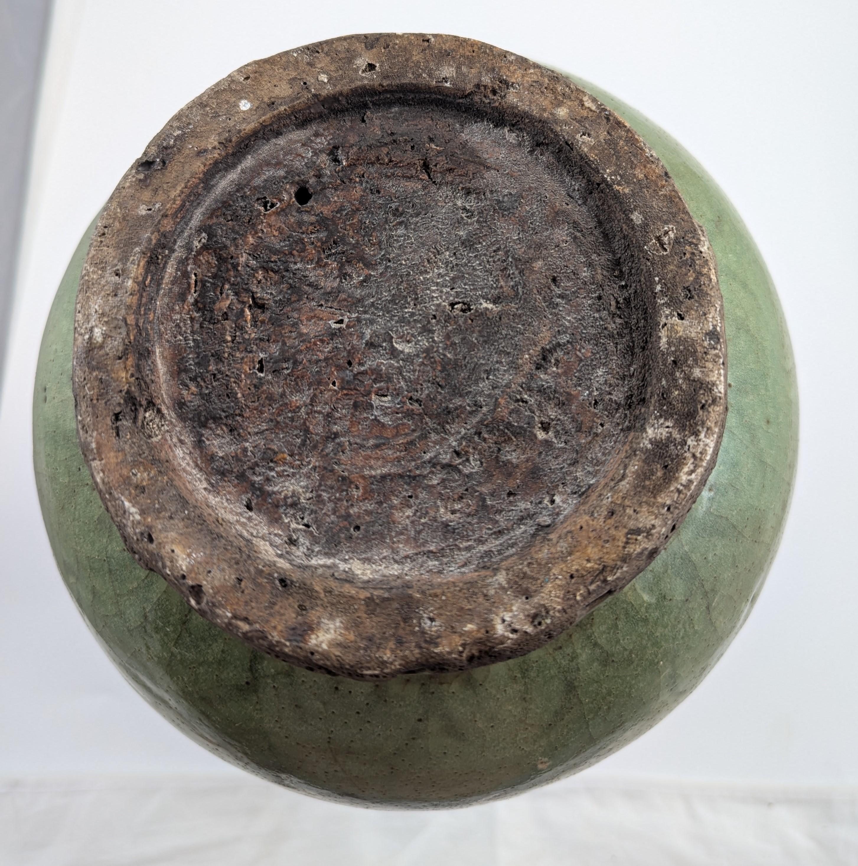 Chinese Longquan Earthenware Green Double Gourd Vase, Song Dynasty.
