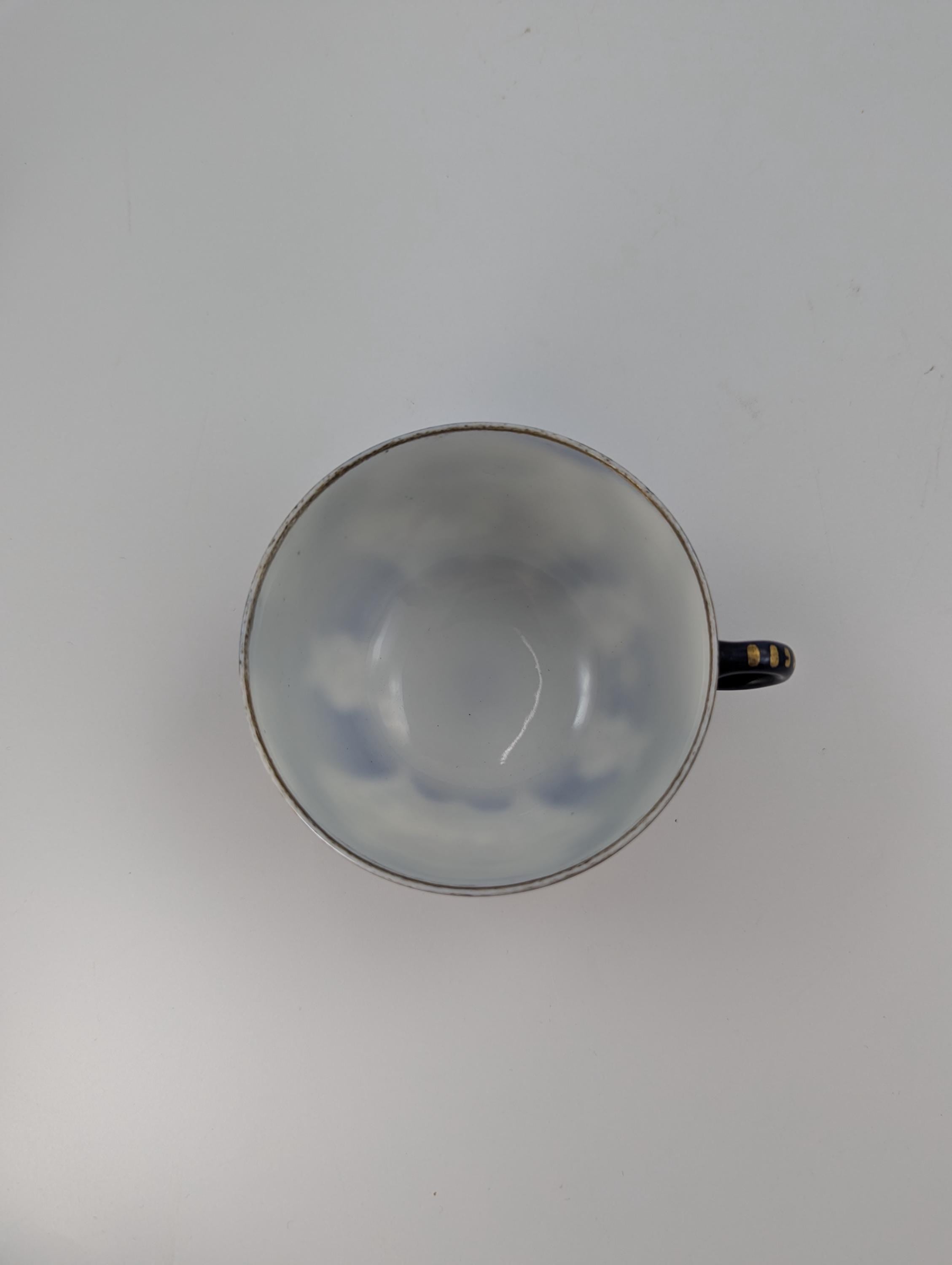 A Rare 18th Century Worcester Tea Cup with Hand-Painted Exotic Birds - c.1760