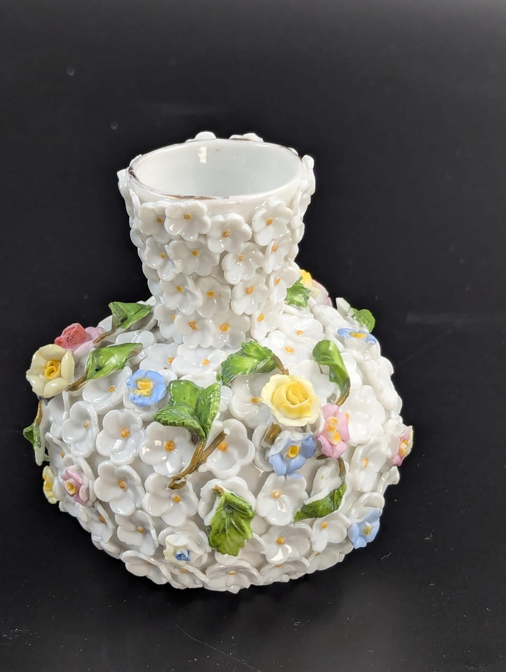 Porcelain Encrusted Vase and Salt Cellar by Bohne Söhne Rudolstadt, c. 1880.