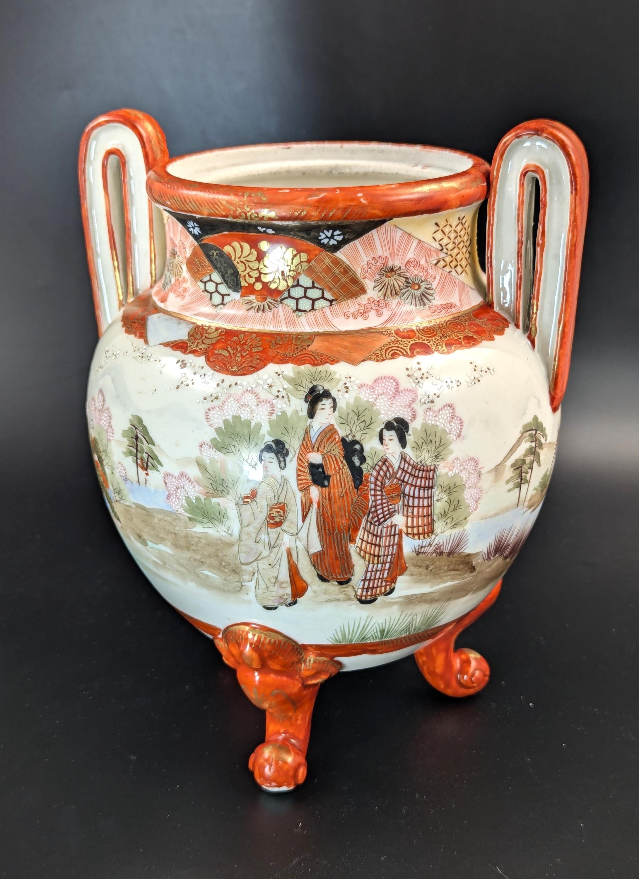 Antique Two Handled Footed Jar by Watano, Kutani, Meiji period (1868 -1912