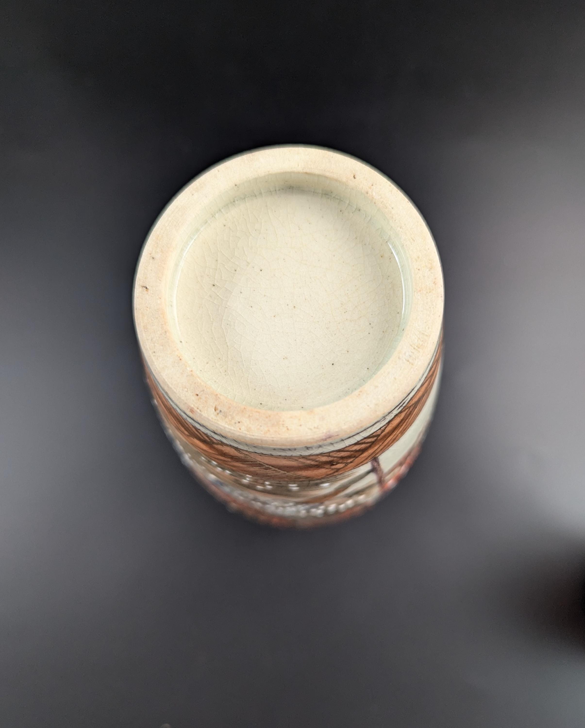 Antique hand painted Satsuma Vase, Japan, Meiji period .