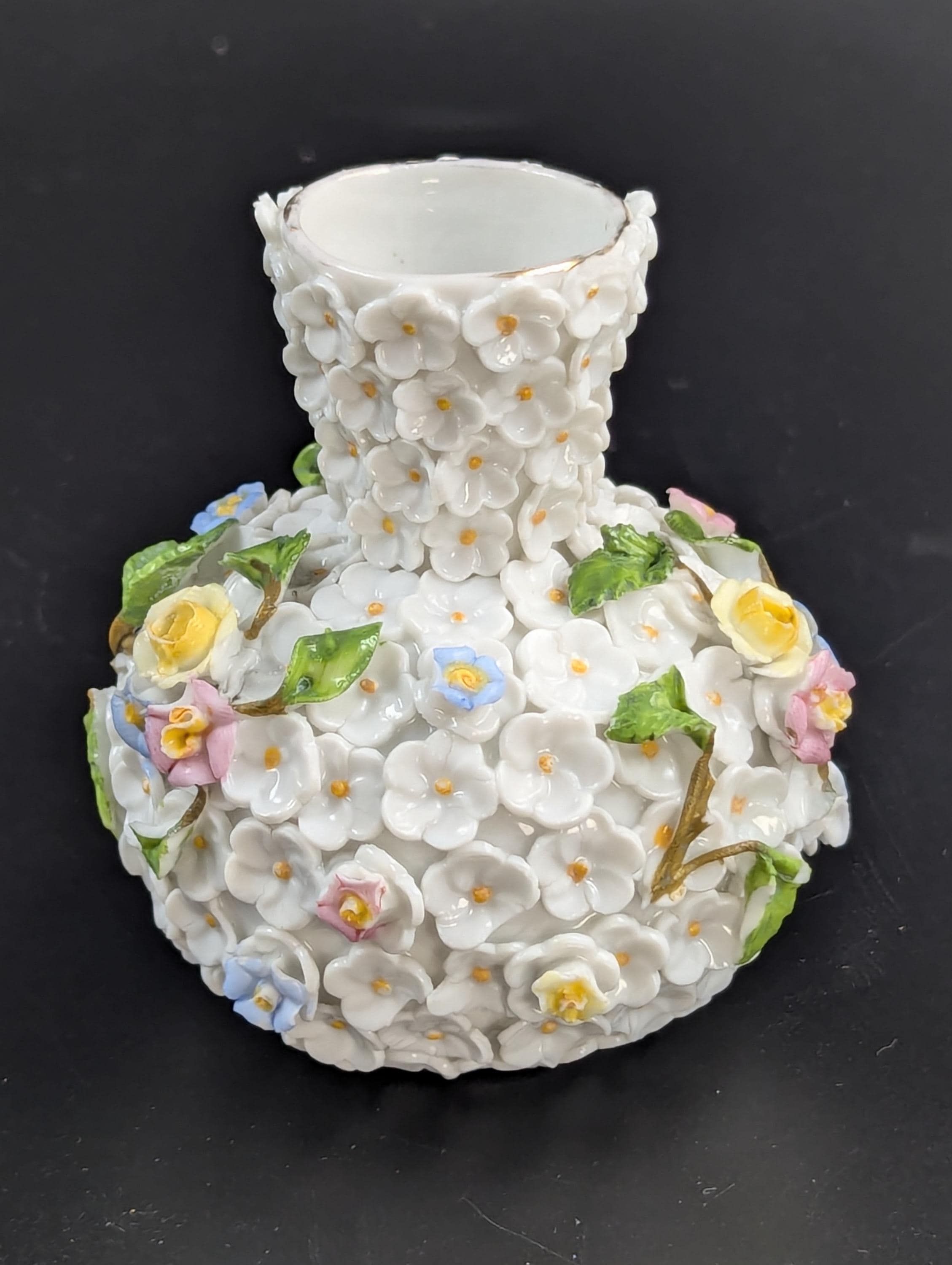 Porcelain Encrusted Vase and Salt Cellar by Bohne Söhne Rudolstadt, c. 1880.