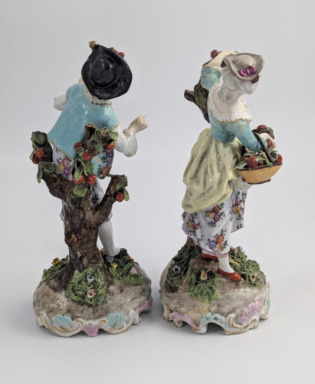 Limbach Thuringia antique German porcelain figurines of "Gardeners" by Gotthelf Greiner, c. 1770s