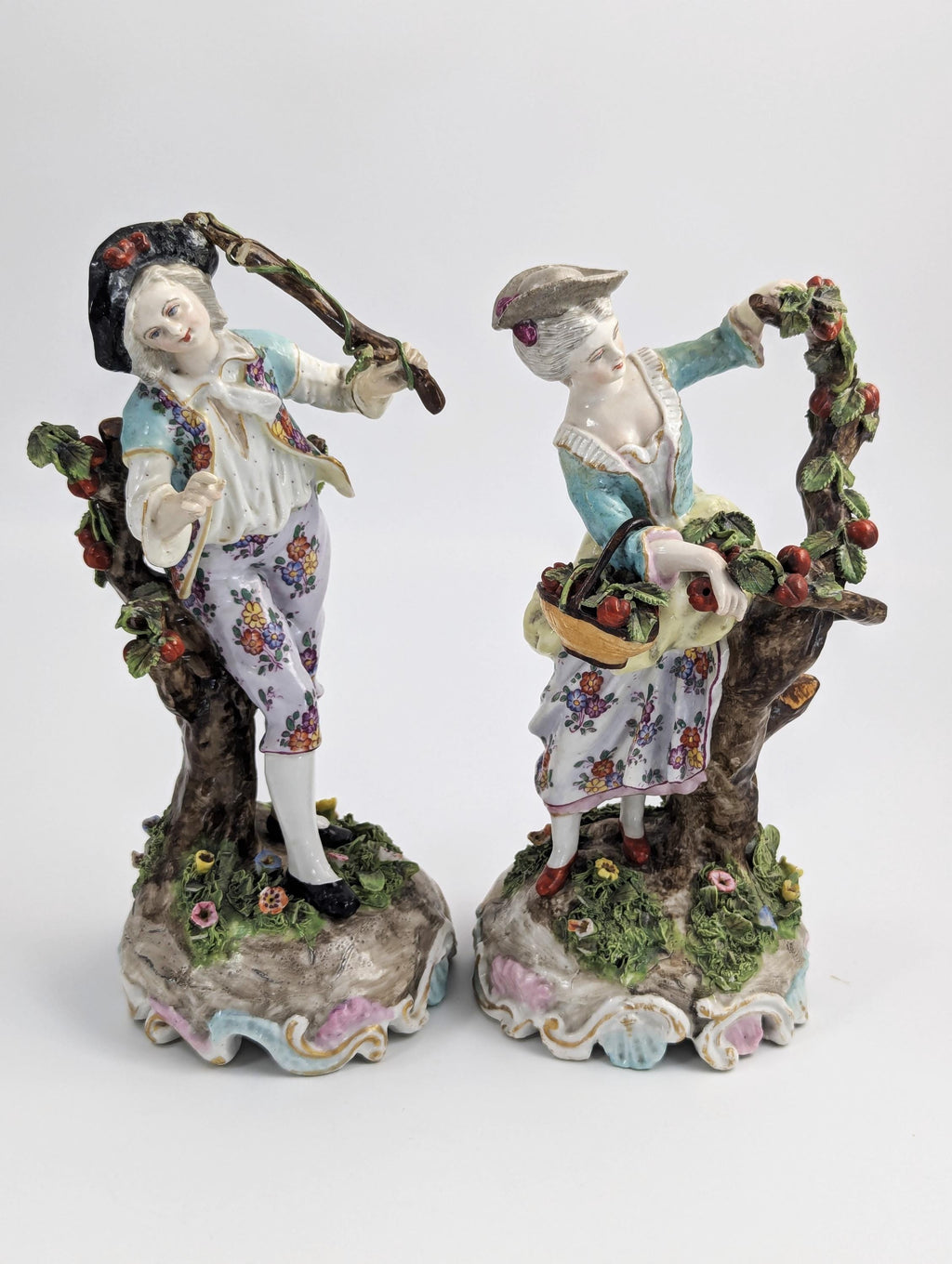 Limbach Thuringia antique German porcelain figurines of "Gardeners" by Gotthelf Greiner, c. 1770s