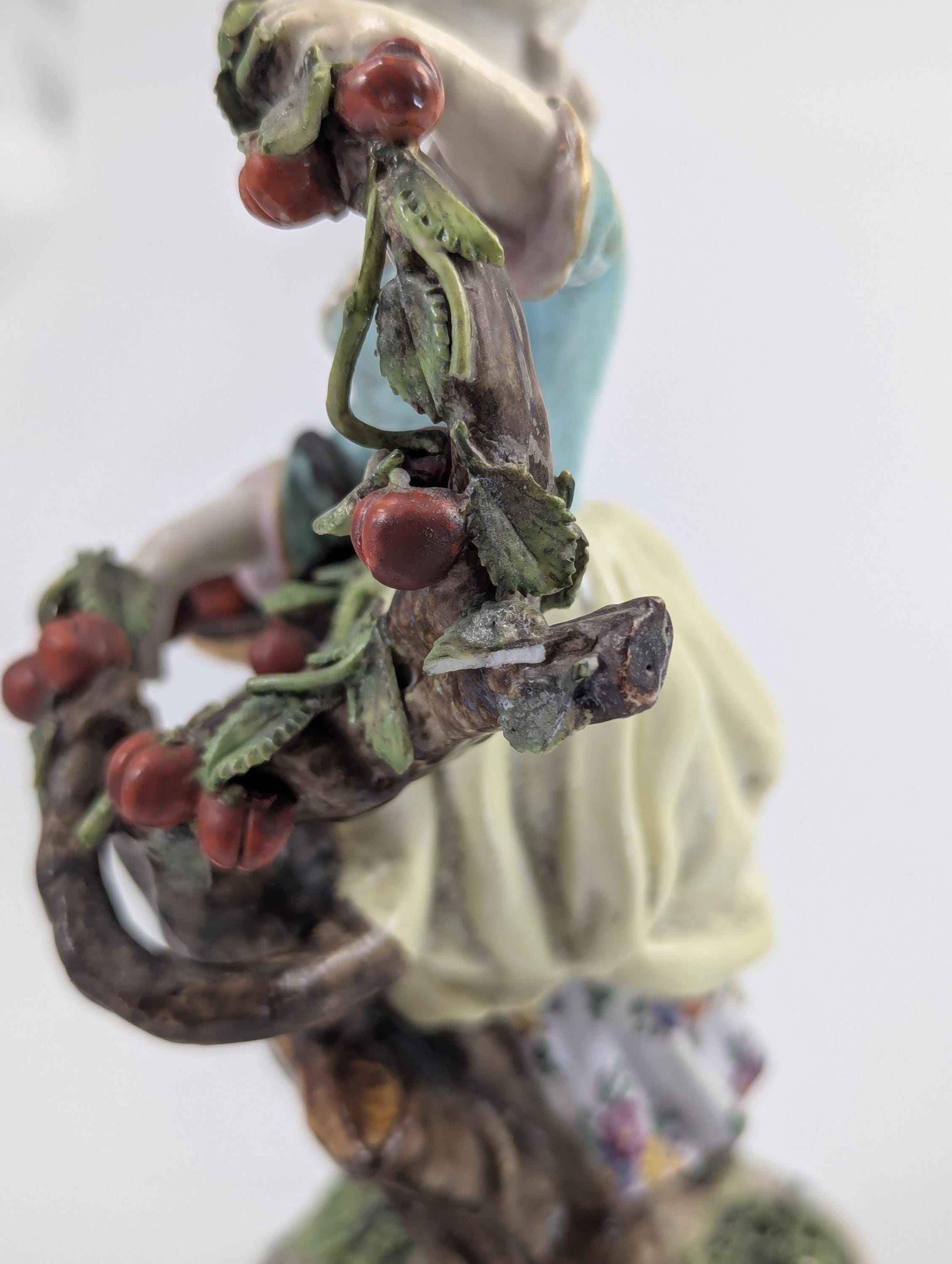 Limbach Thuringia antique German porcelain figurines of "Gardeners" by Gotthelf Greiner, c. 1770s