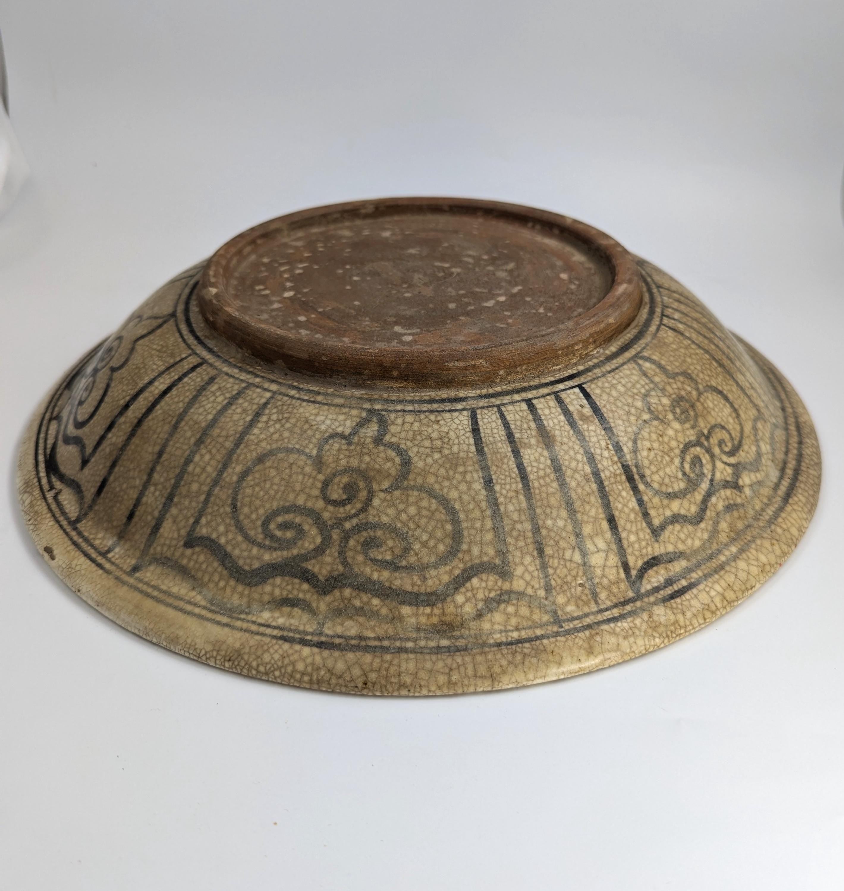 Antique Sukhothai Stoneware Fish Dish: 14th-Century Thai Ceramic Bowl