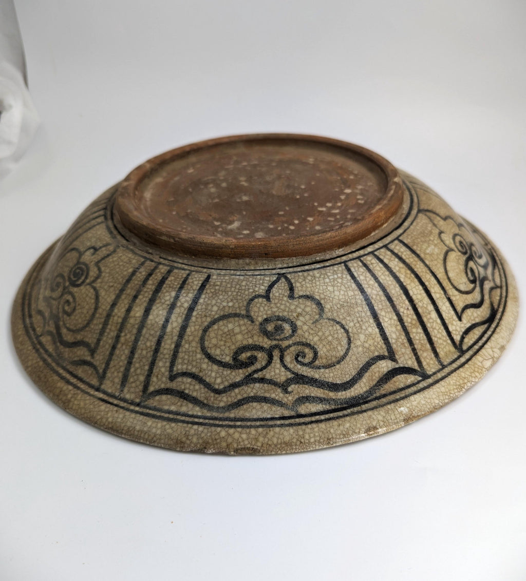 Antique Sukhothai Stoneware Fish Dish: 14th-Century Thai Ceramic Bowl