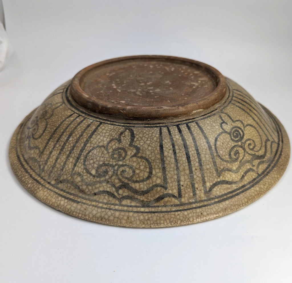 Antique Sukhothai Stoneware Fish Dish: 14th-Century Thai Ceramic Bowl