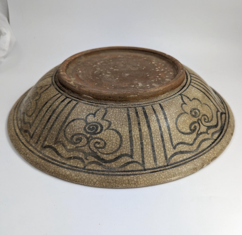 Antique Sukhothai Stoneware Fish Dish: 14th-Century Thai Ceramic Bowl
