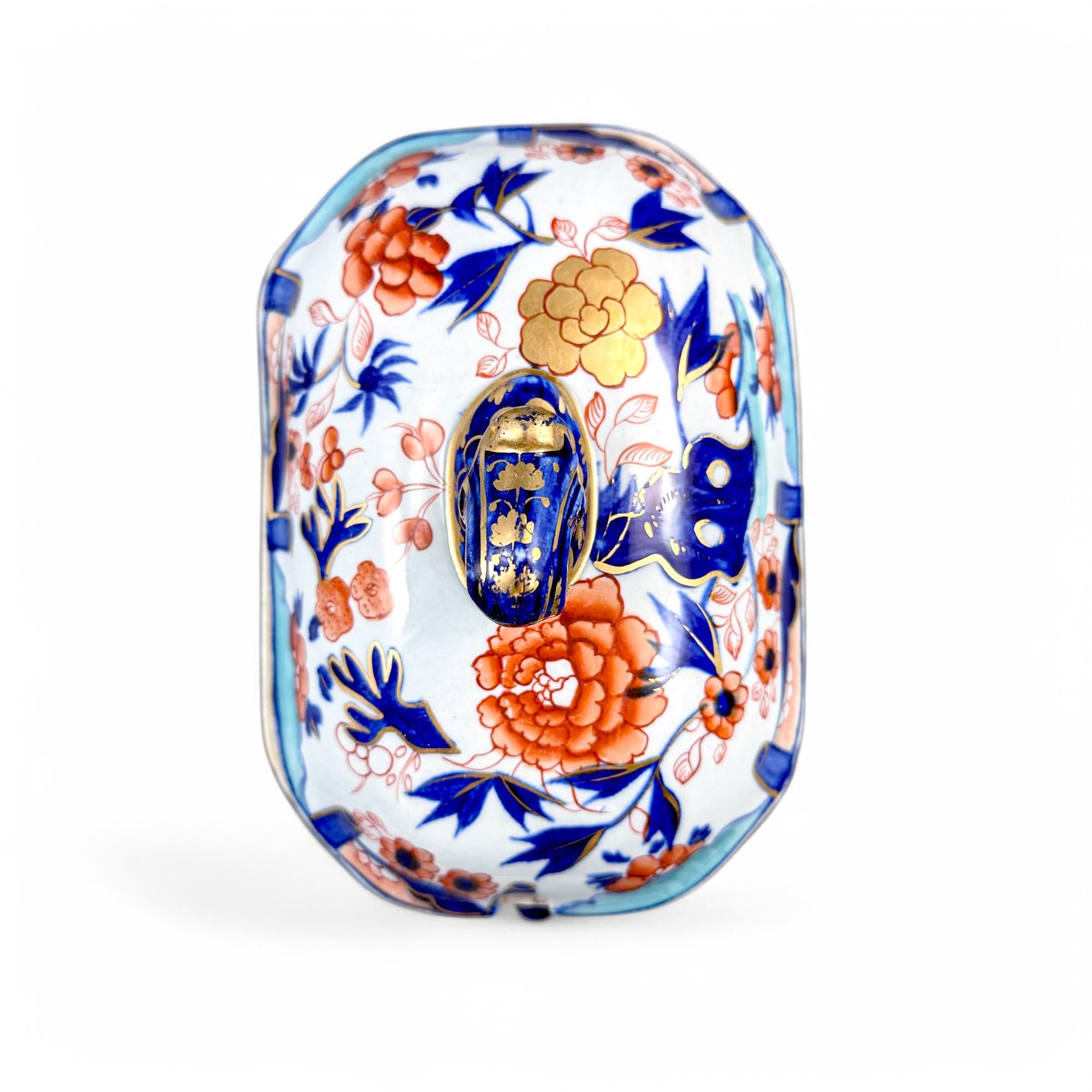 Antique Mason's Ironstone Sauce Tureen: Hand-Painted Imari Oyster Pattern, c.1815