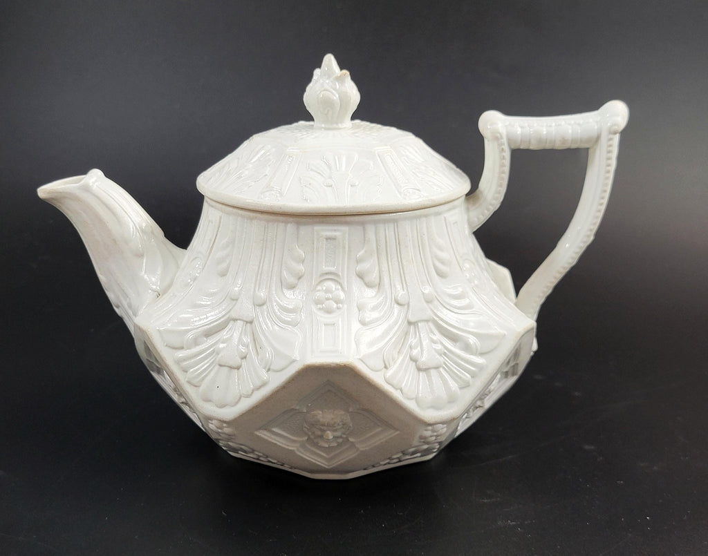 Antique Wedgwood White Stoneware Teapot, Hexagonal Design c.1820