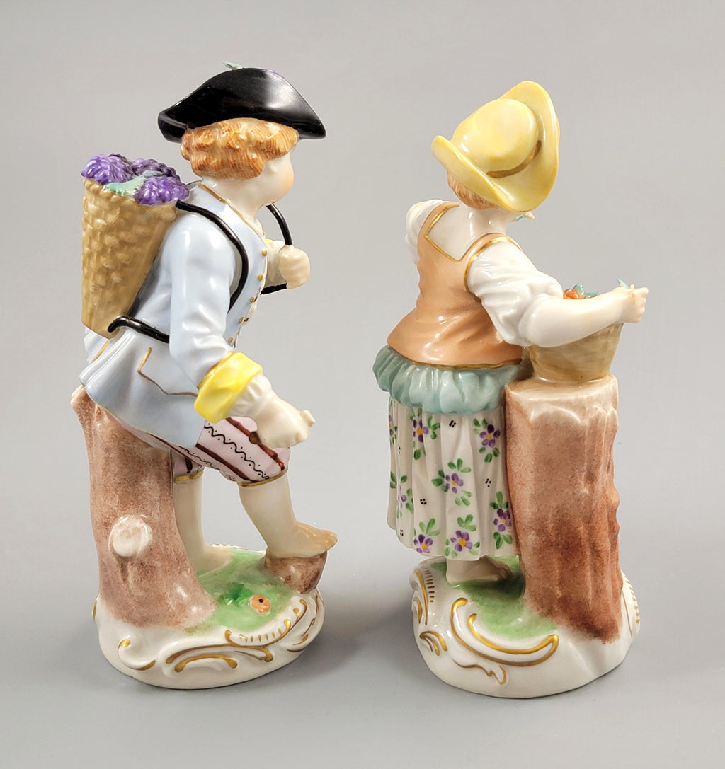 Antique Carl Thieme Dresden Figurines, Fruit Gathering Children c.1900