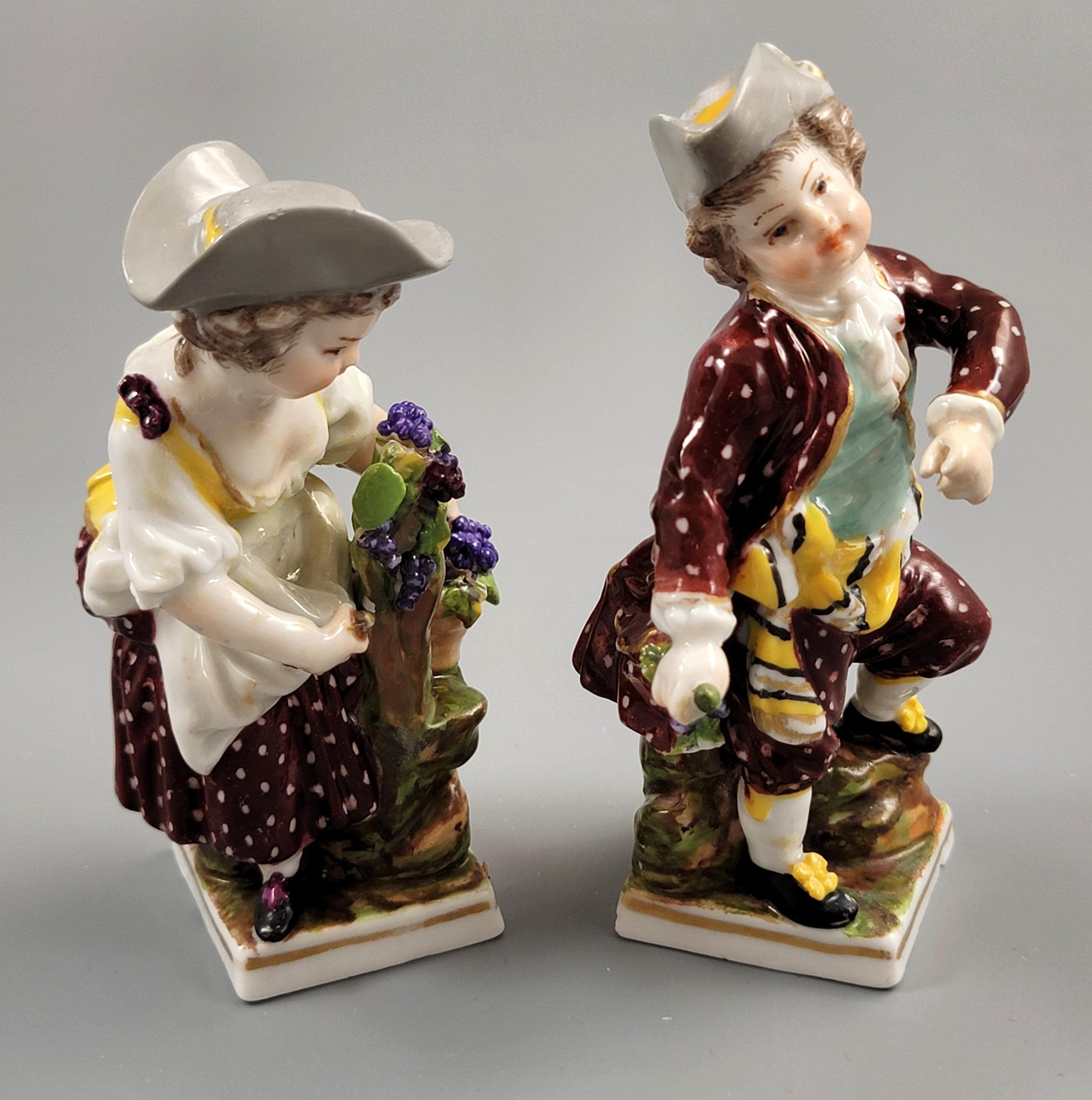 Helena Wolfsohn Dresden Porcelain Figurines Grape Pickers c.1875