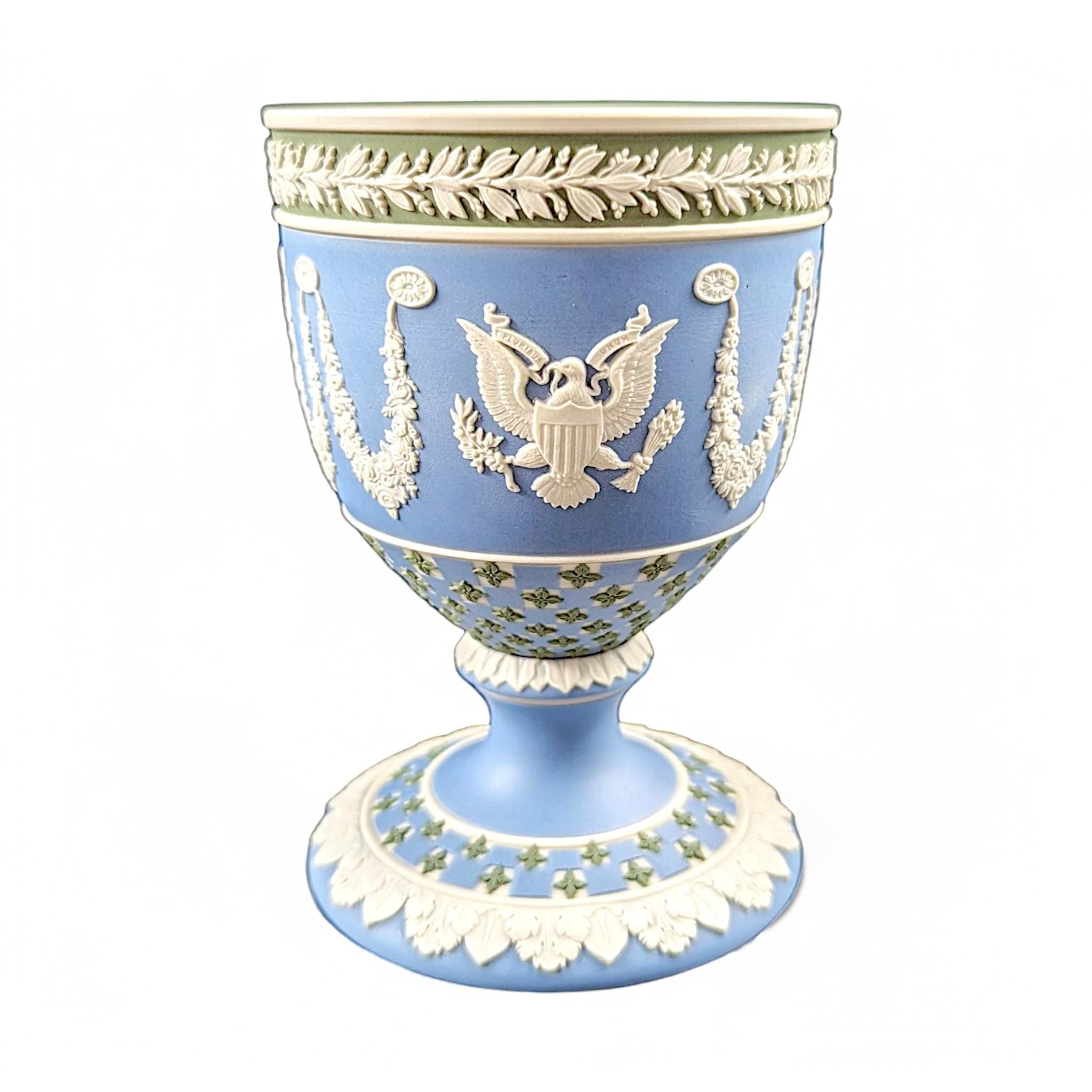 Wedgwood Tricolour Jasperware Goblet: Silver Jubilee 1977, Bermuda & USA