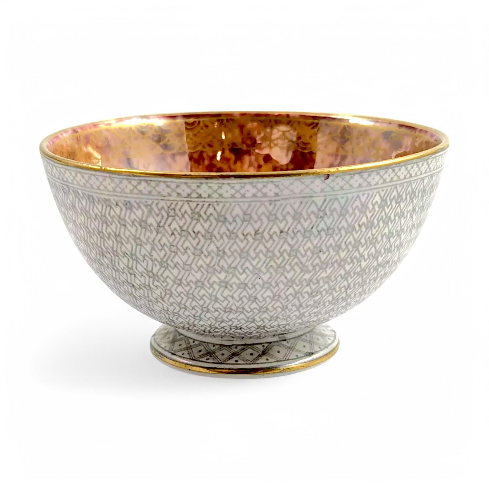 Antique Wedgwood Lustre Bowl: Daisy Makeig-Jones Goldfish Design