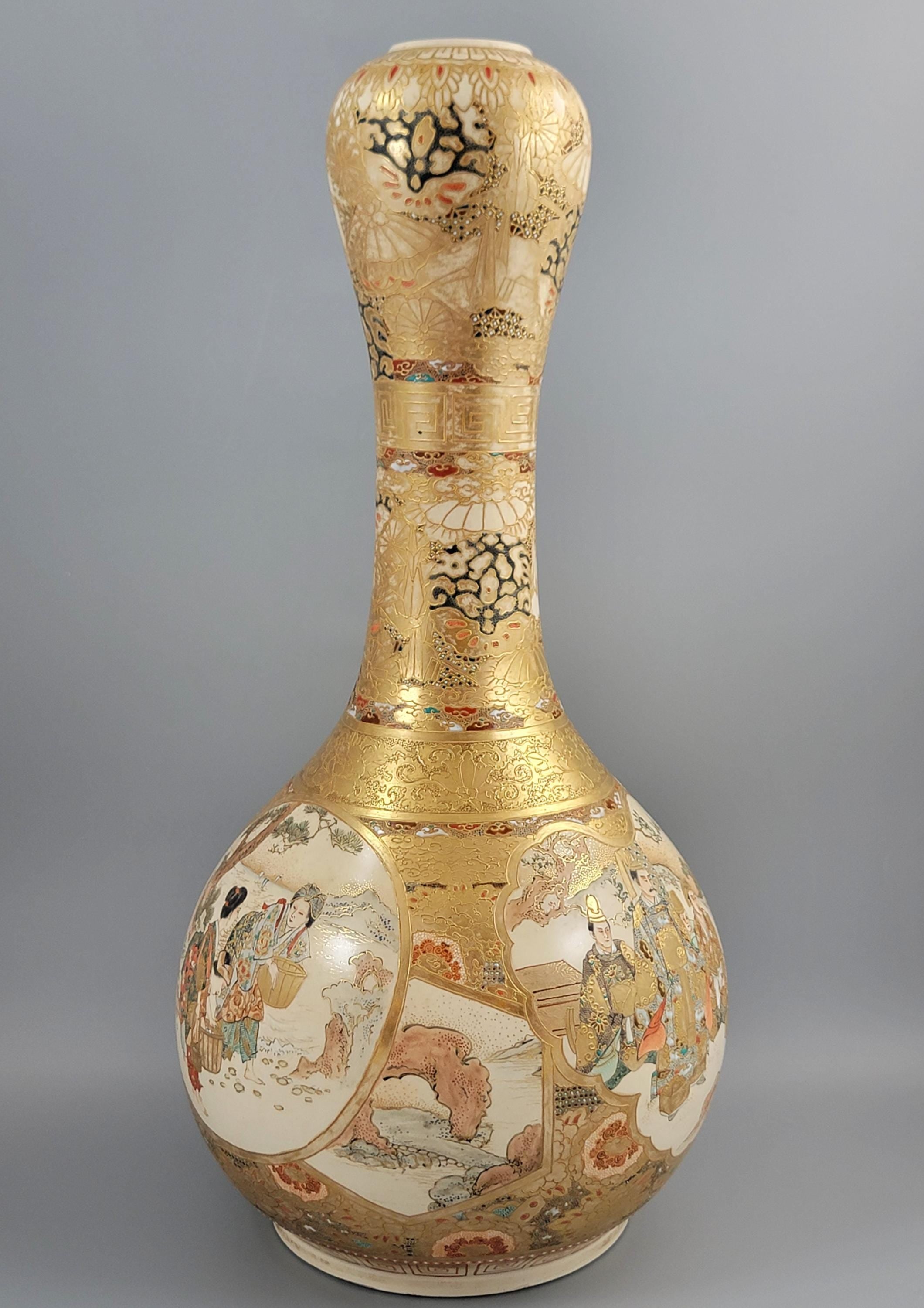 Large Antique Japanese Satsuma Vase Samurai Moriage Gilding Meiji Period c.1880