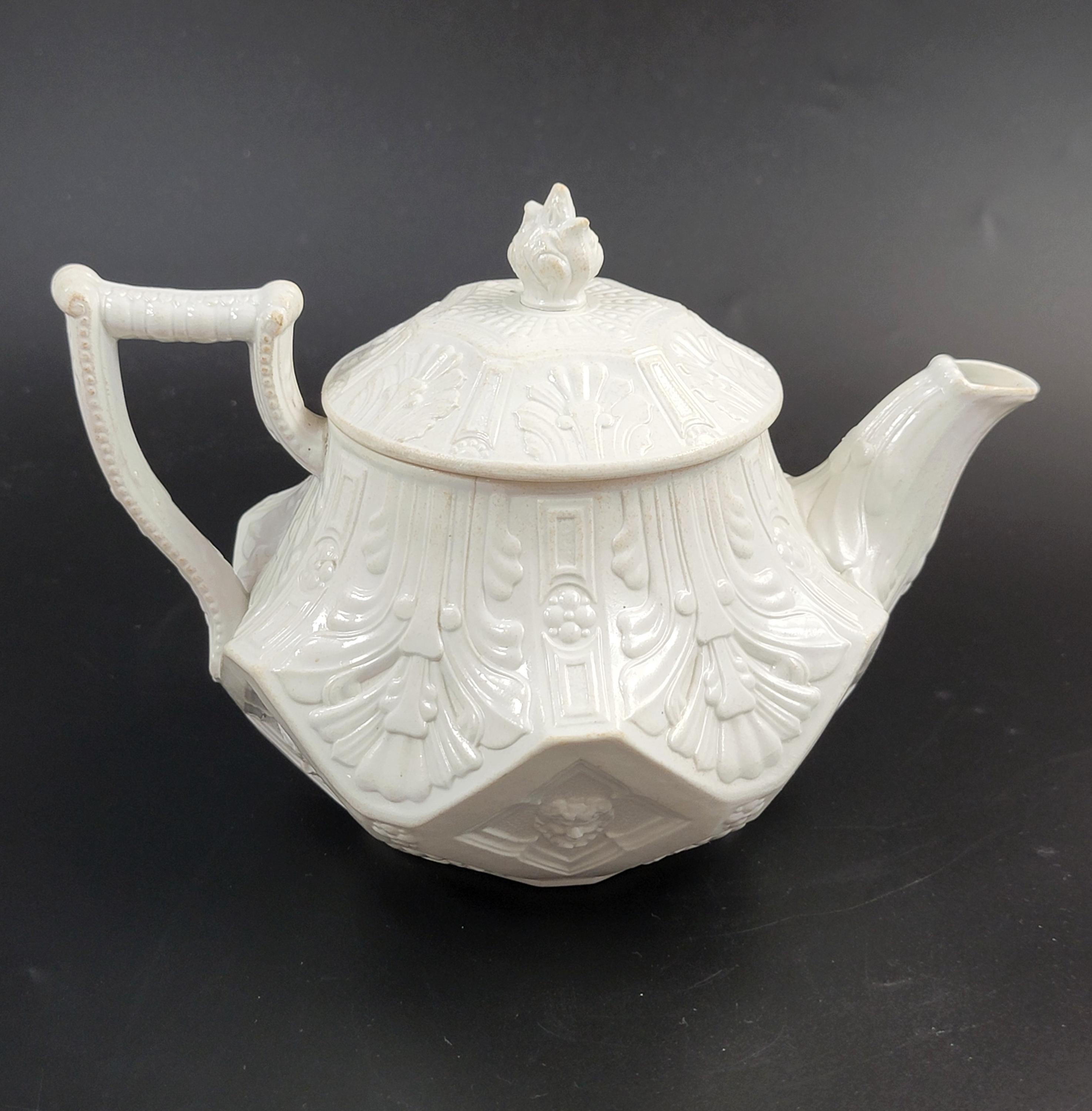 Antique Wedgwood White Stoneware Teapot, Hexagonal Design c.1820