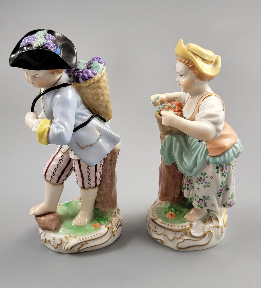 Antique Carl Thieme Dresden Figurines, Fruit Gathering Children c.1900
