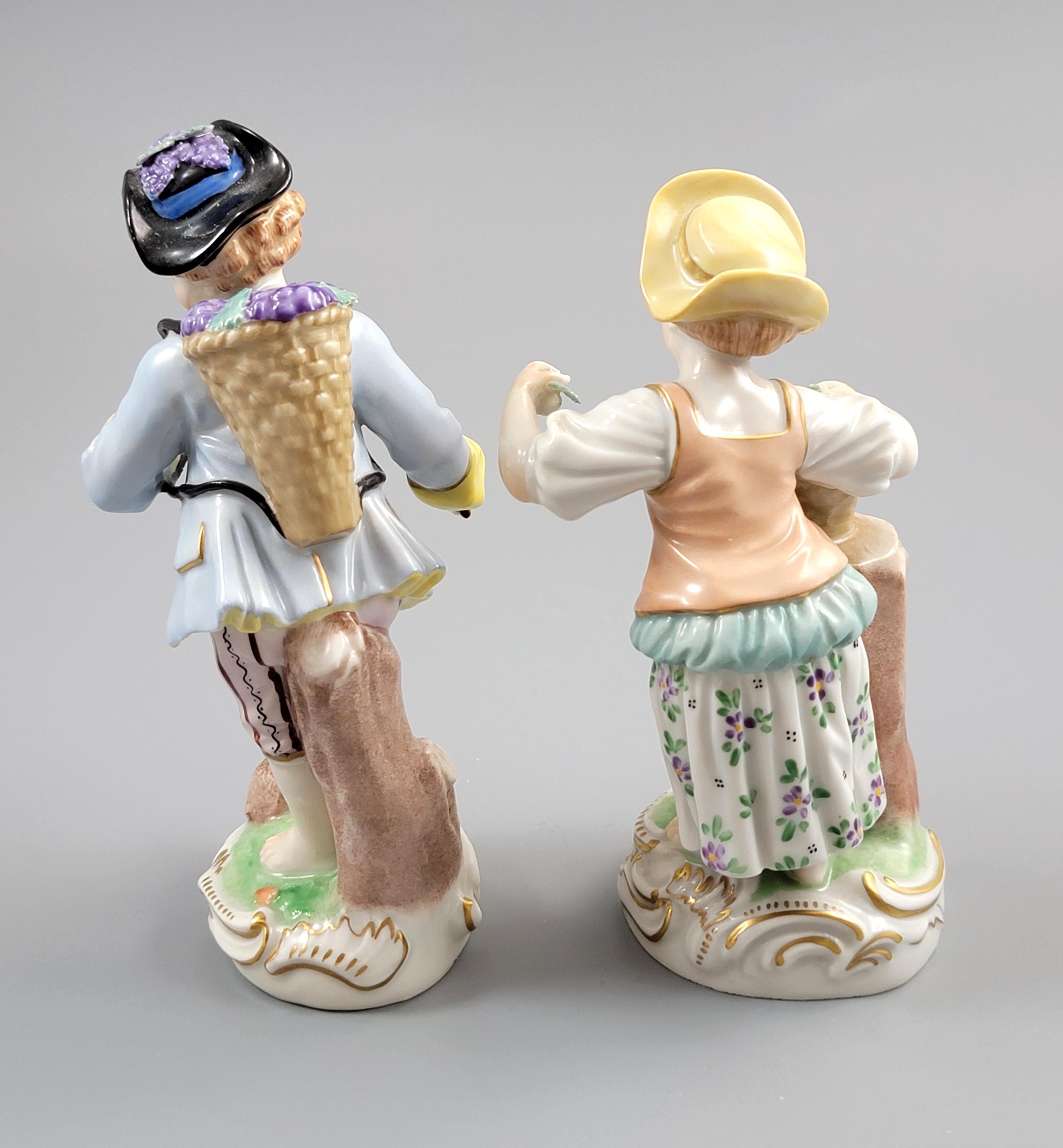 Antique Carl Thieme Dresden Figurines, Fruit Gathering Children c.1900