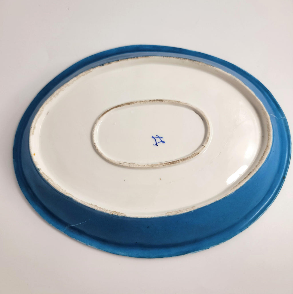Large Porcelain Tray by Samson, Paris, Bleu Céleste Ground, Watteau Scene, Apocryphal Mark, с. 1880