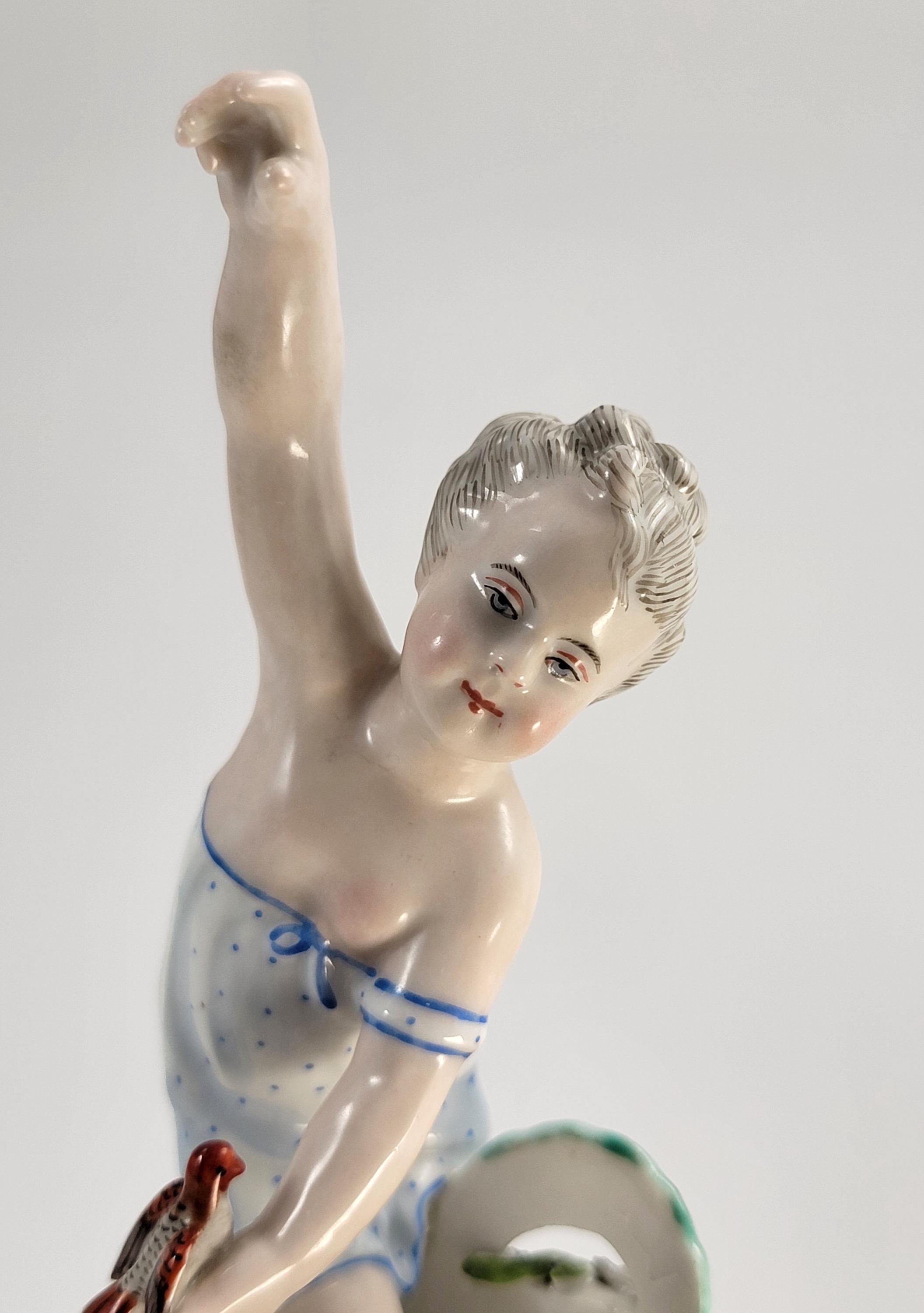 Antique Pair of German Porcelain Sweetmeat Figures, Attributed to Volkstedt, 19th Century Meissen Style