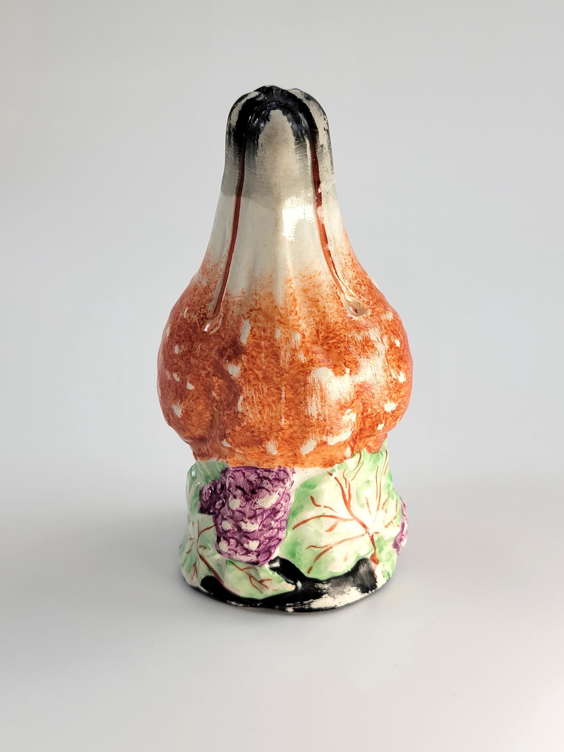 Rare Royal Staffordshire Porcelain Stirrup Cup, circa 1820-1840