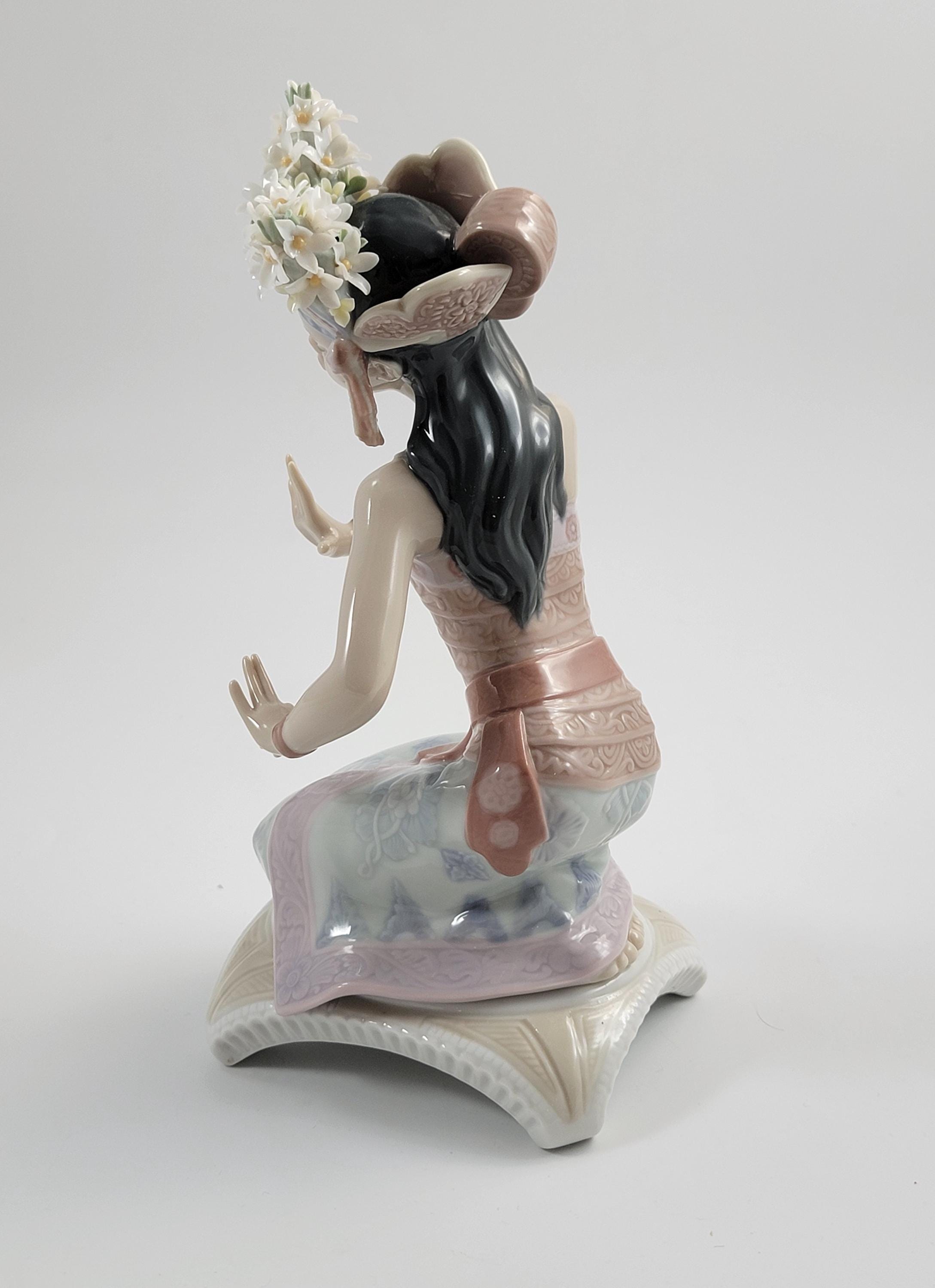 Lladro Bali Dancer, Model 6142, Indian Pose, 1993,Rare
