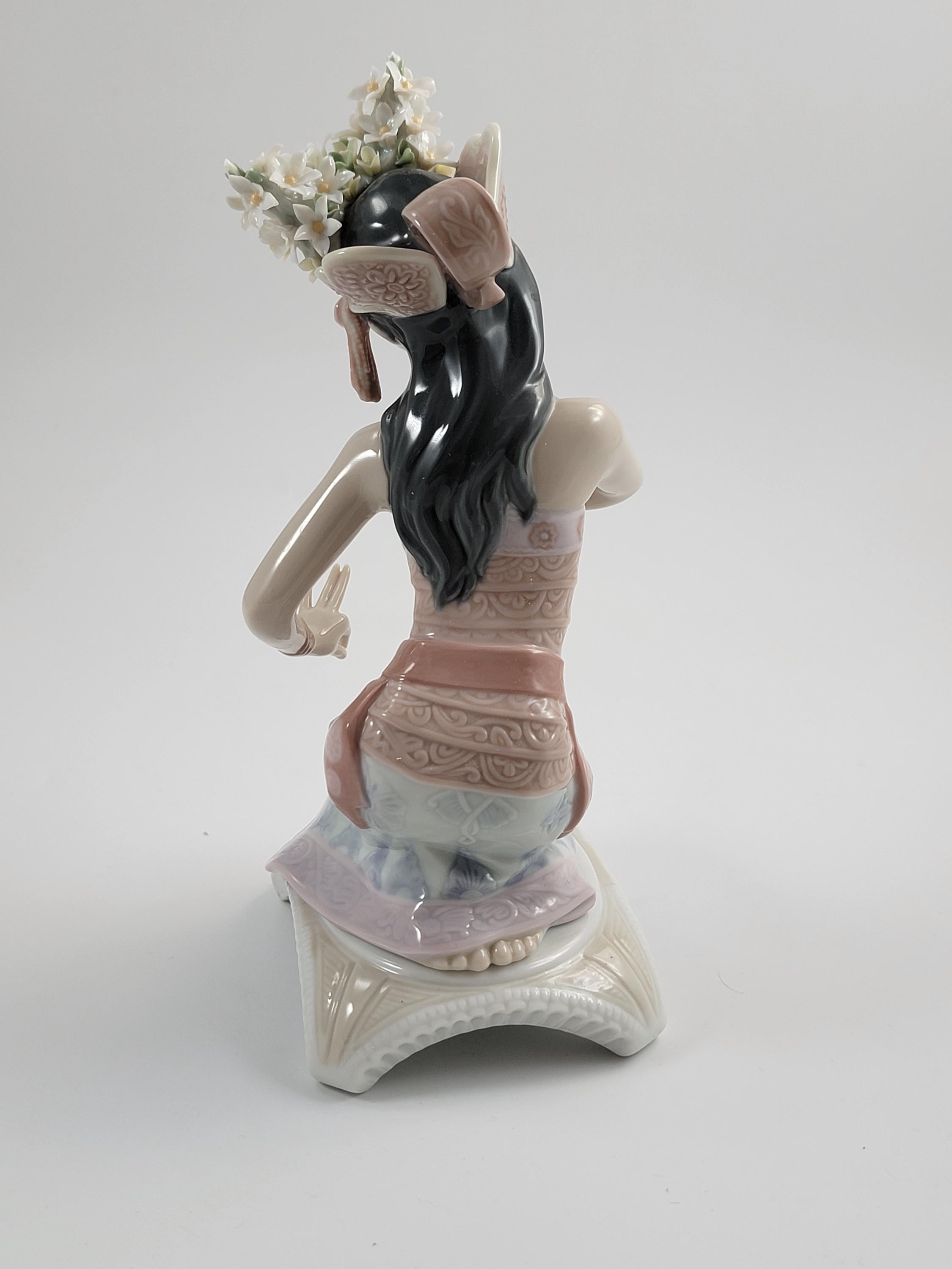 Lladro Bali Dancer, Model 6142, Indian Pose, 1993,Rare