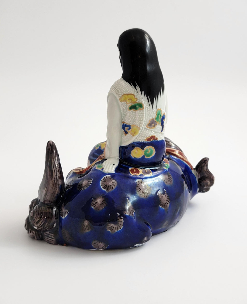 Kutani Porcelain Kannon on Shishi, Japan Meiji c.1870, Buddhist Goddess of Mercy, Hand-Painted