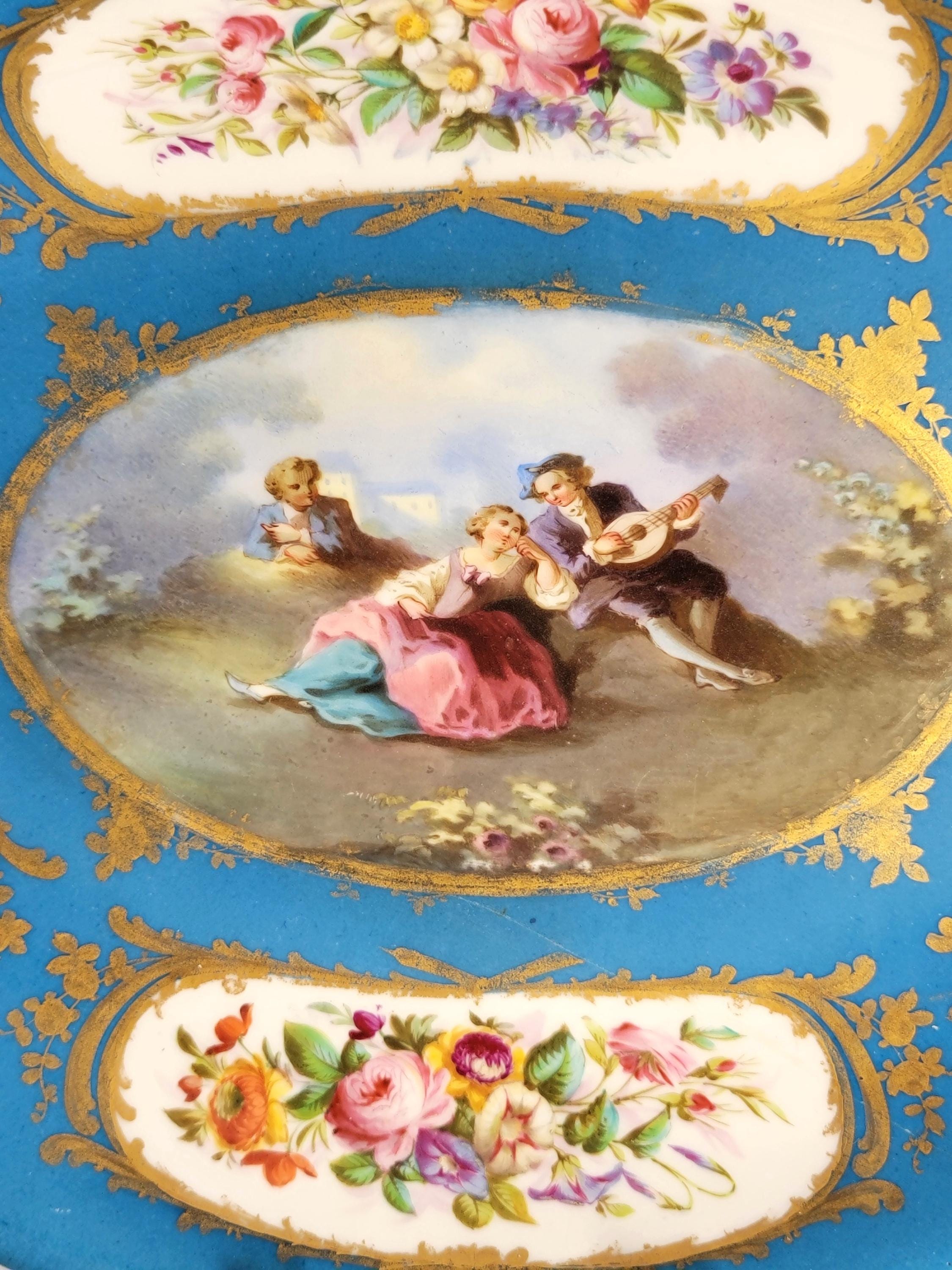Large Porcelain Tray by Samson, Paris, Bleu Céleste Ground, Watteau Scene, Apocryphal Mark, с. 1880