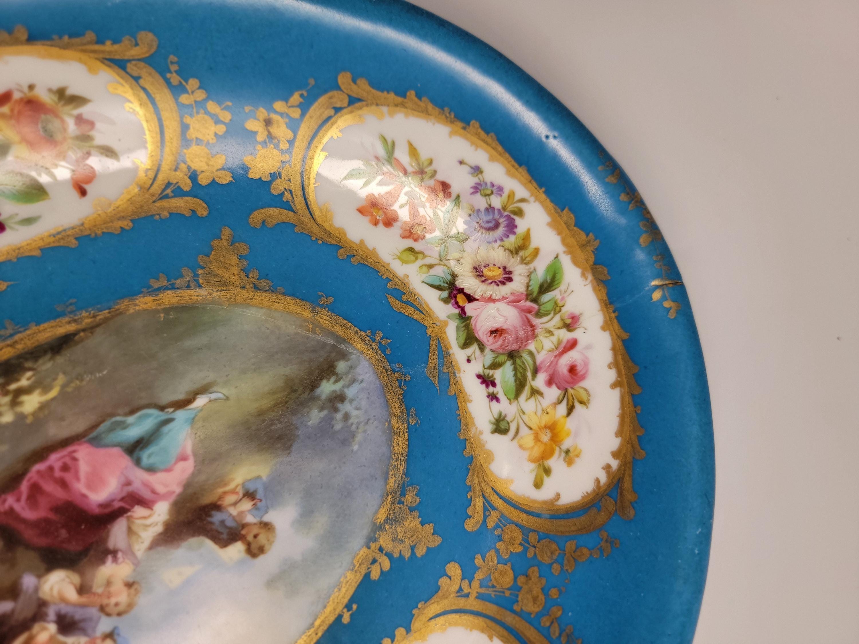 Large Porcelain Tray by Samson, Paris, Bleu Céleste Ground, Watteau Scene, Apocryphal Mark, с. 1880
