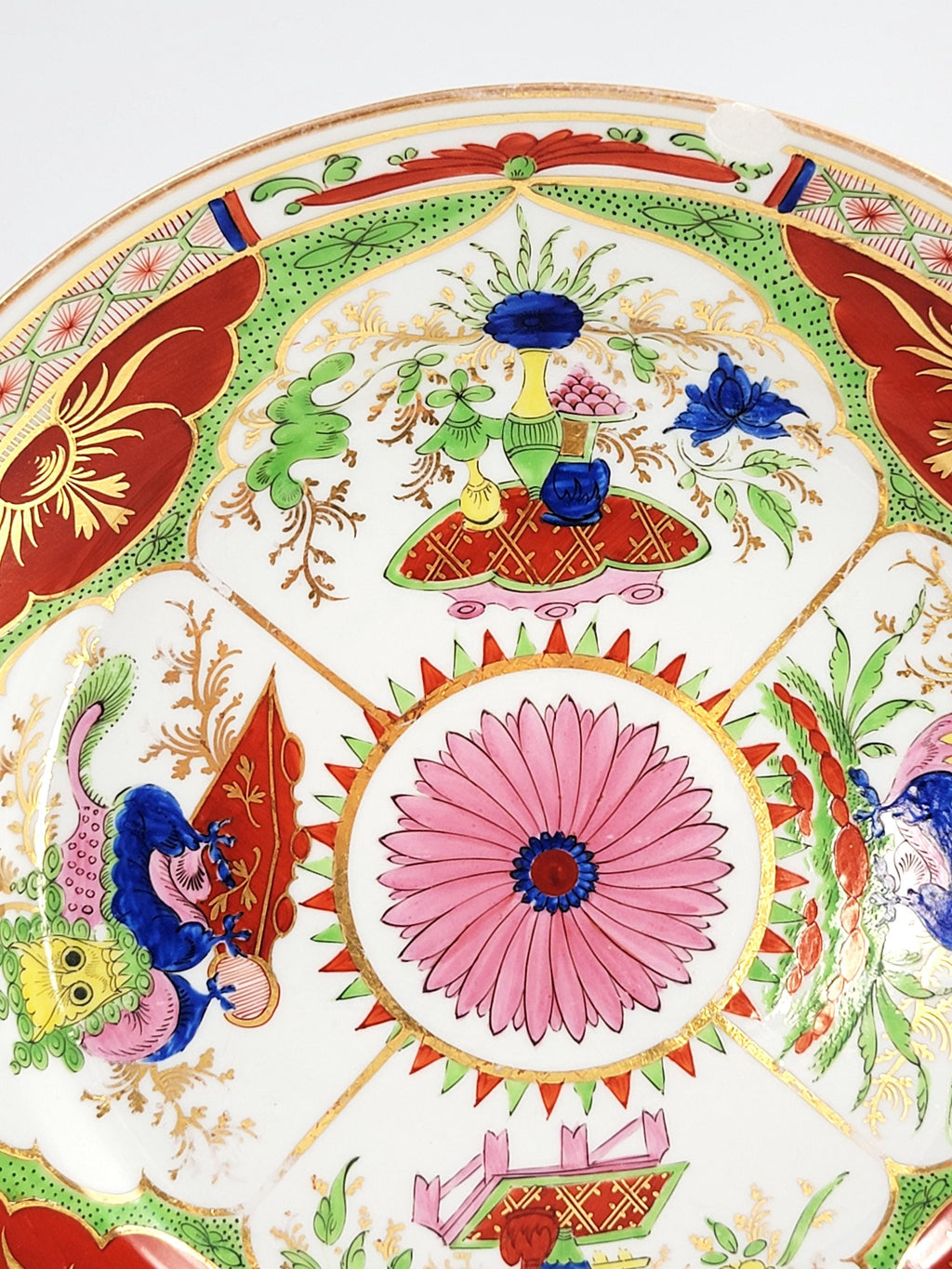 Antique Chamberlain Worcester Plate with Compartmental Dragon Ornament, England c.1815
