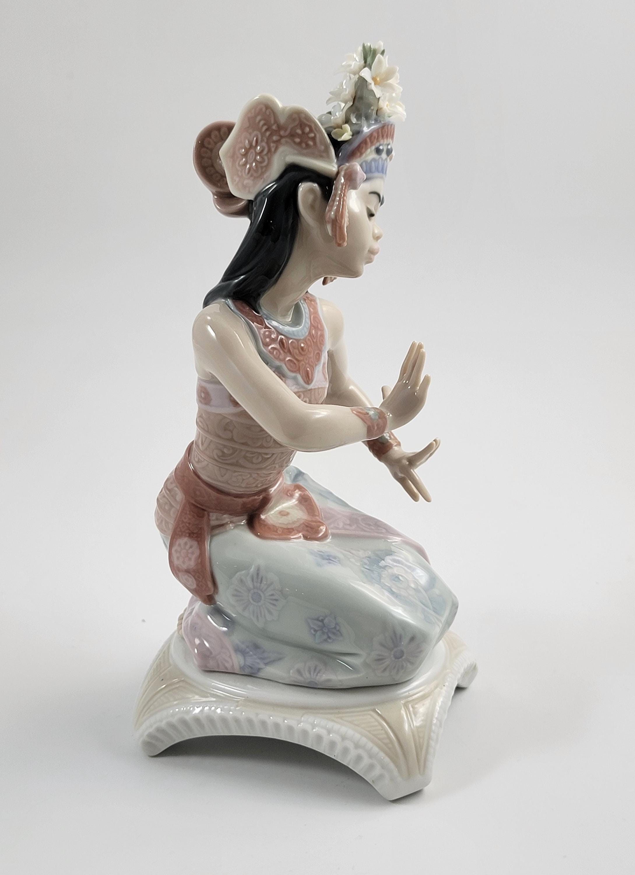 Lladro Bali Dancer, Model 6142, Indian Pose, 1993,Rare