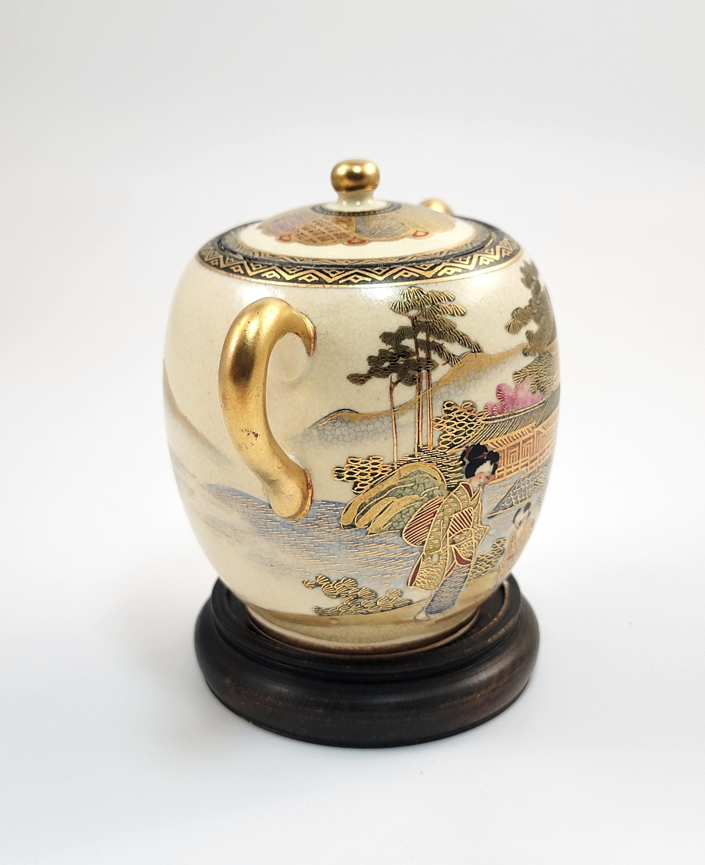 Meiji Period Satsuma Sugar Bowl: Signed Shozan, Kyoto Studio c.1880, with Stand
