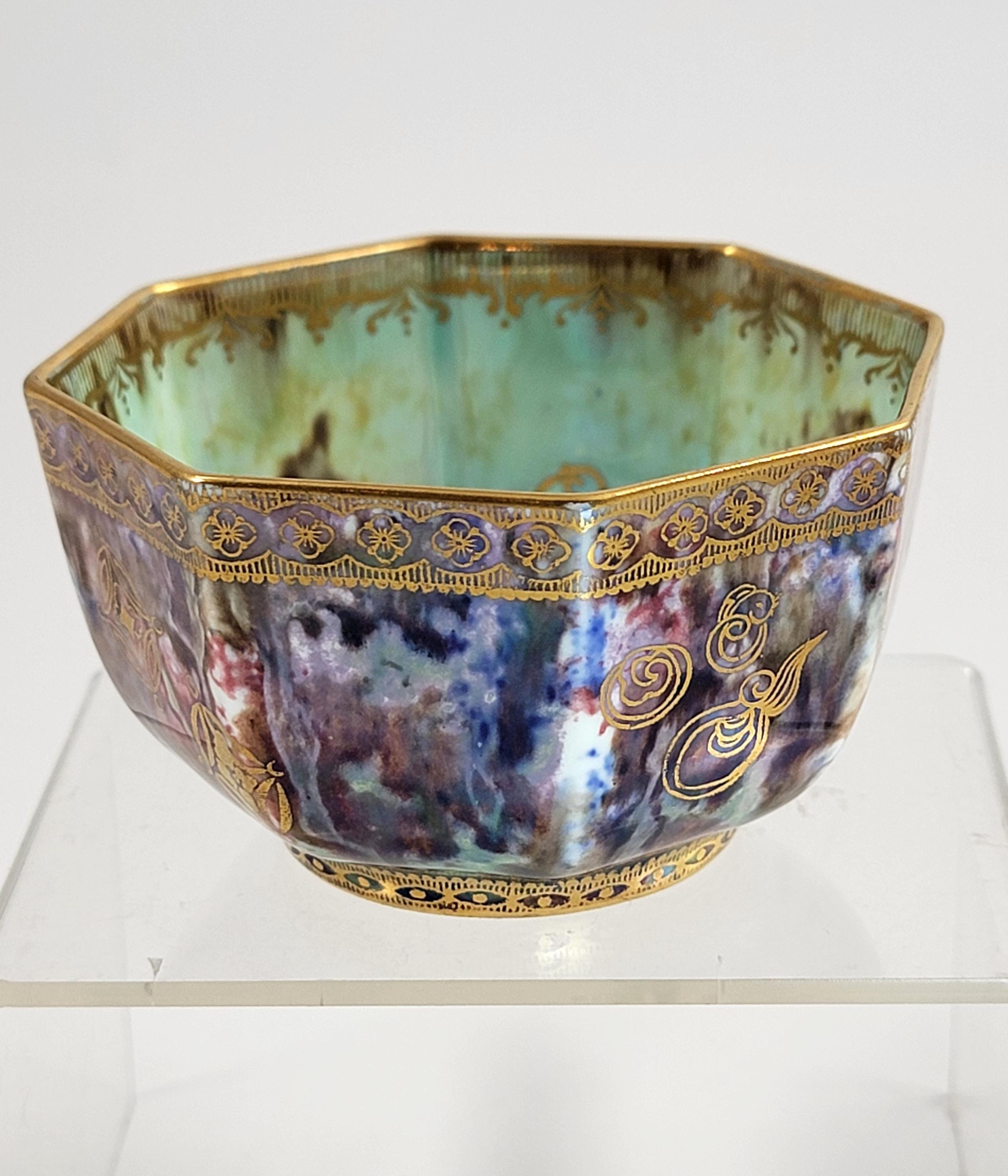 Wedgwood Fairyland Lustre Celestial Dragon Bowl Pinky Mauve Z4831 Daisy Makeig-Jones c.1915