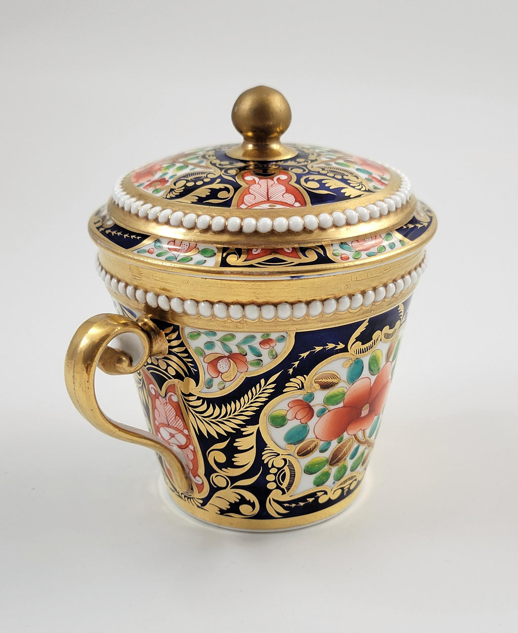 Spode Imari Porcelain Chocolate Cup & Cover, Rare Pearl Border, Hand Painted c. 1815
