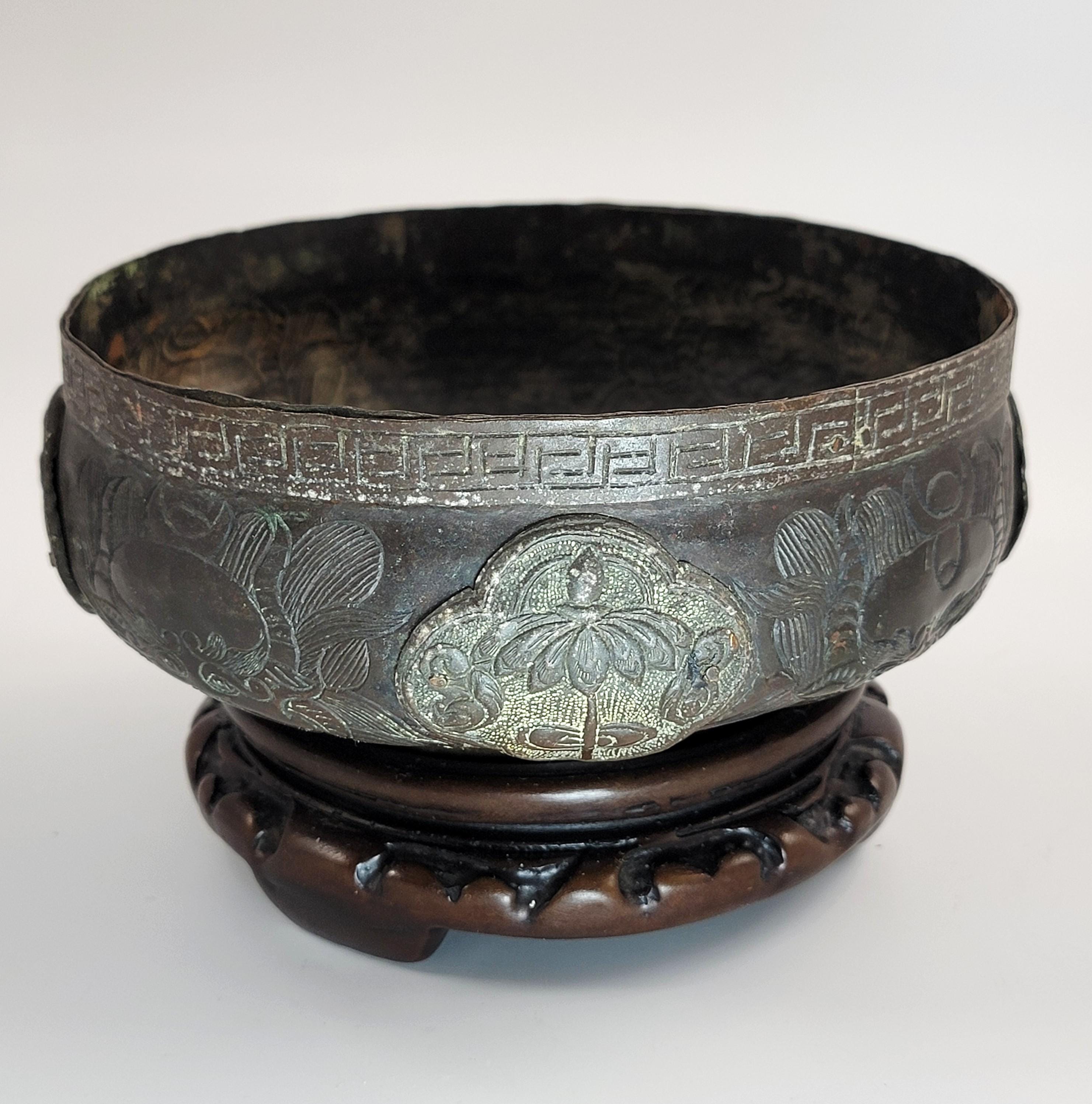 Japanese Edo Bronze Archaic Bowl, Riveted Cartouches, c.1700-1750