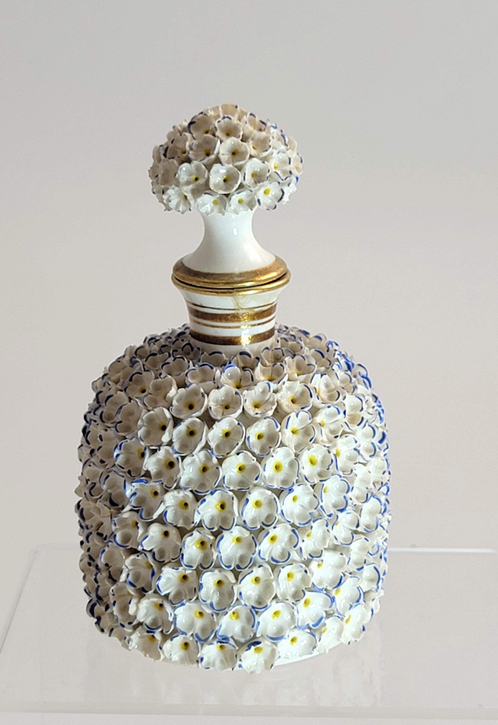 Royal Worcester Porcelain Perfume Bottle, Hand-Applied Forget-me-not Encrustation, c. 1870 – Rare Victorian Collectible Gift