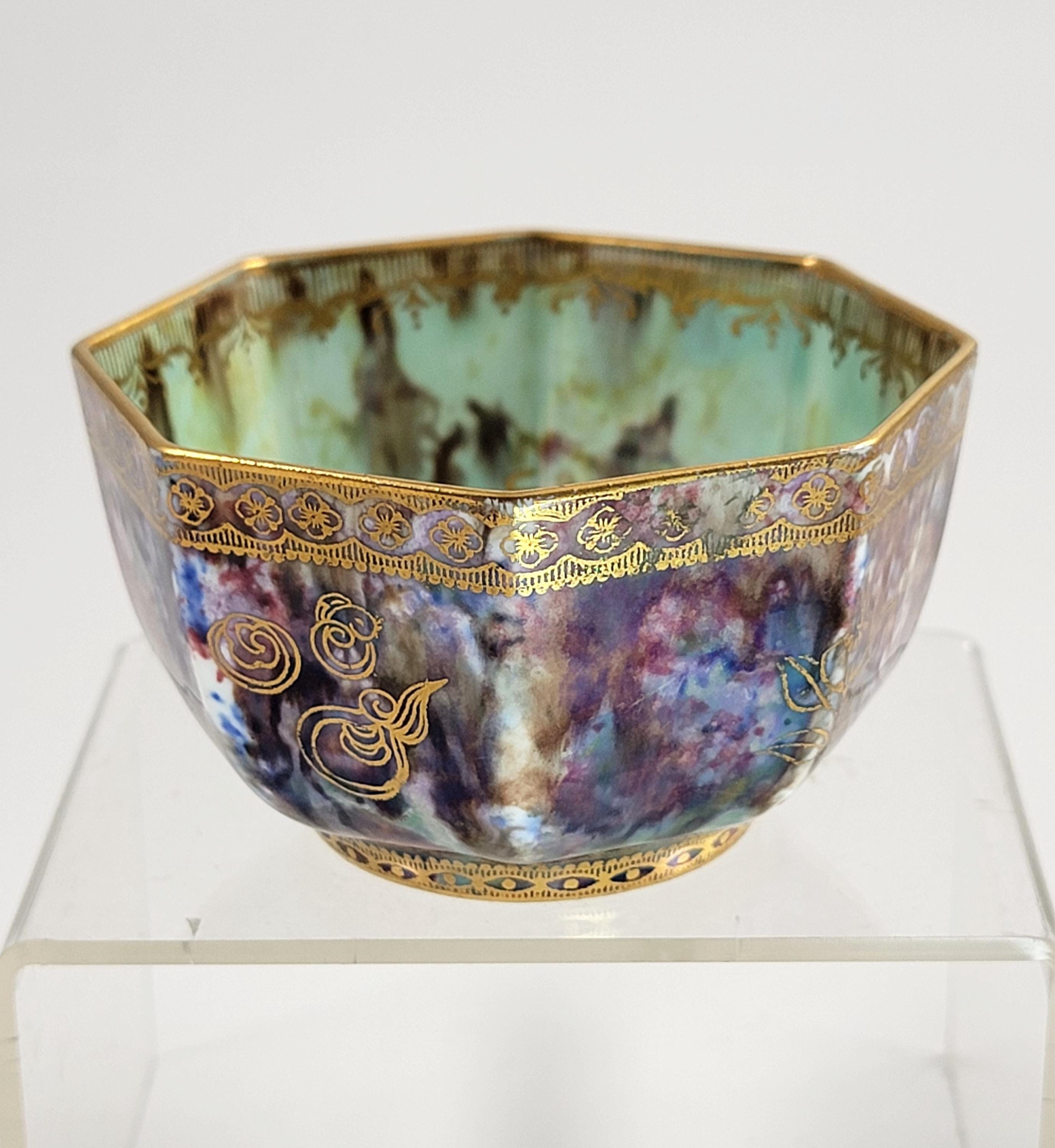 Wedgwood Fairyland Lustre Celestial Dragon Bowl Pinky Mauve Z4831 Daisy Makeig-Jones c.1915
