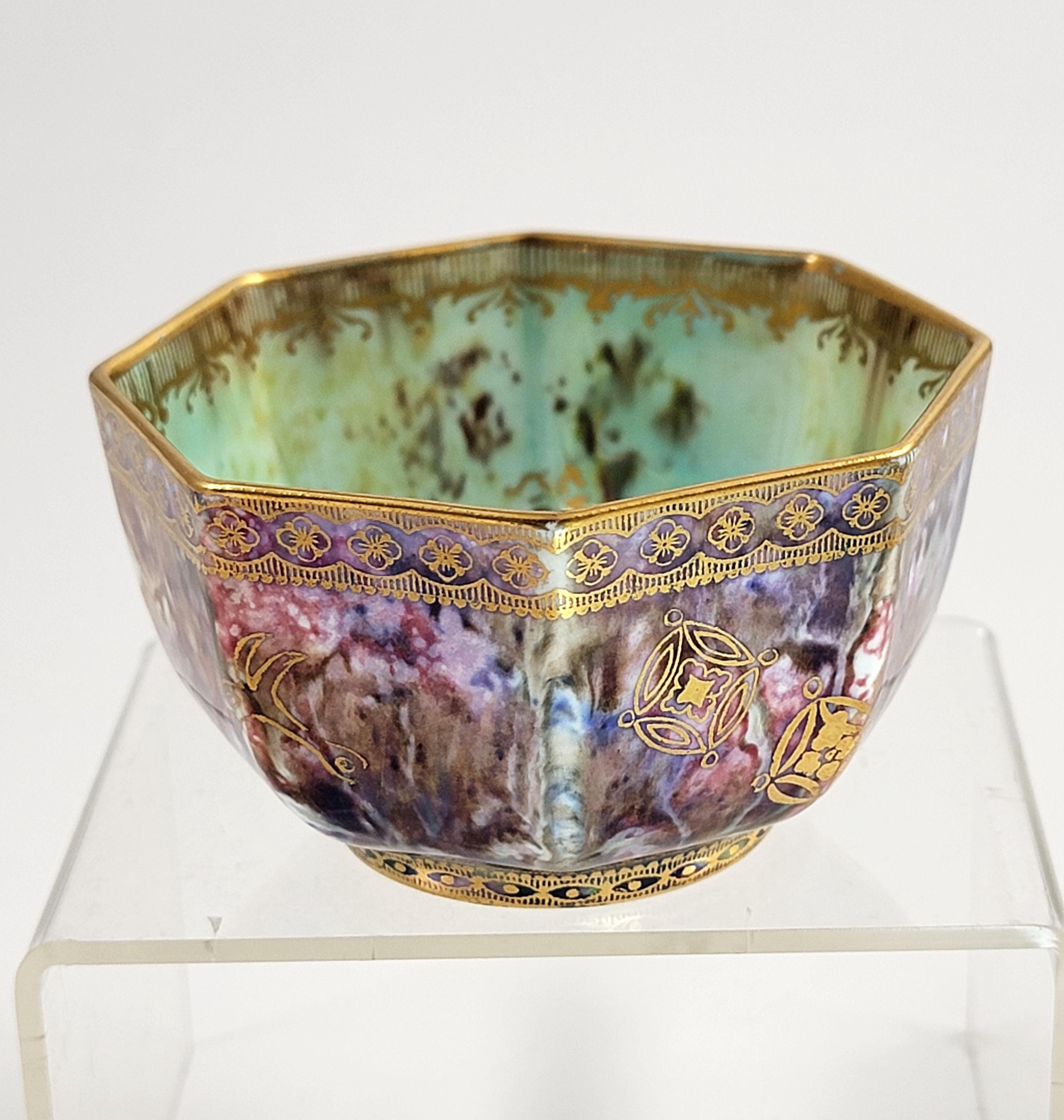 Wedgwood Fairyland Lustre Celestial Dragon Bowl Pinky Mauve Z4831 Daisy Makeig-Jones c.1915